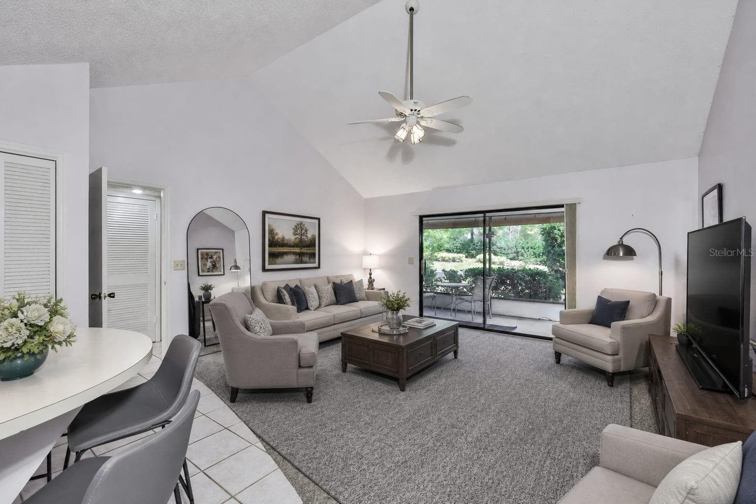 1305 Spry CT