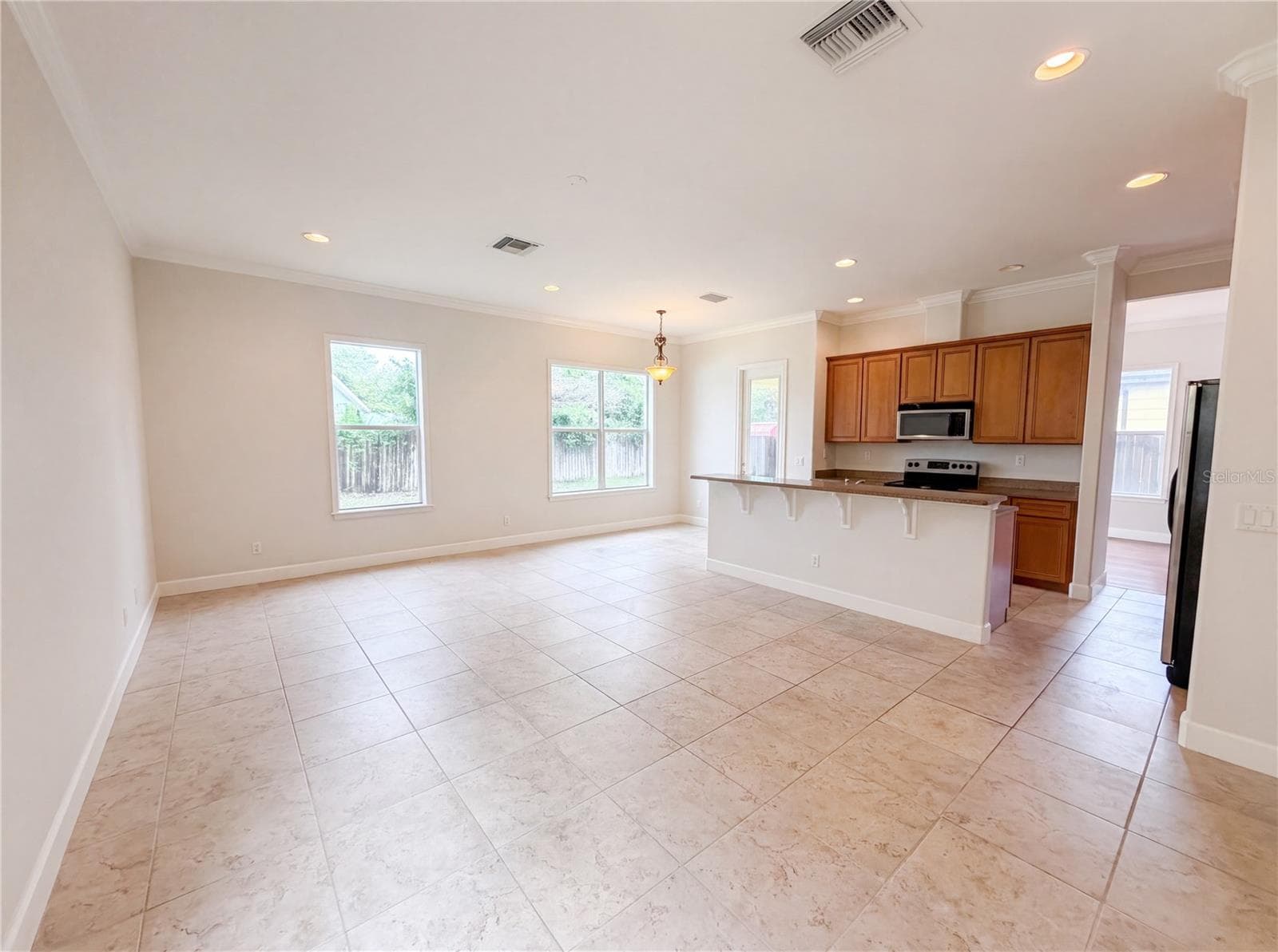6215 Interbay Blvd photo 4