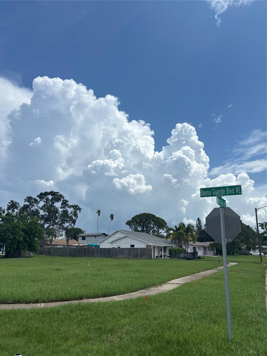Bayou Grande Blvd NE