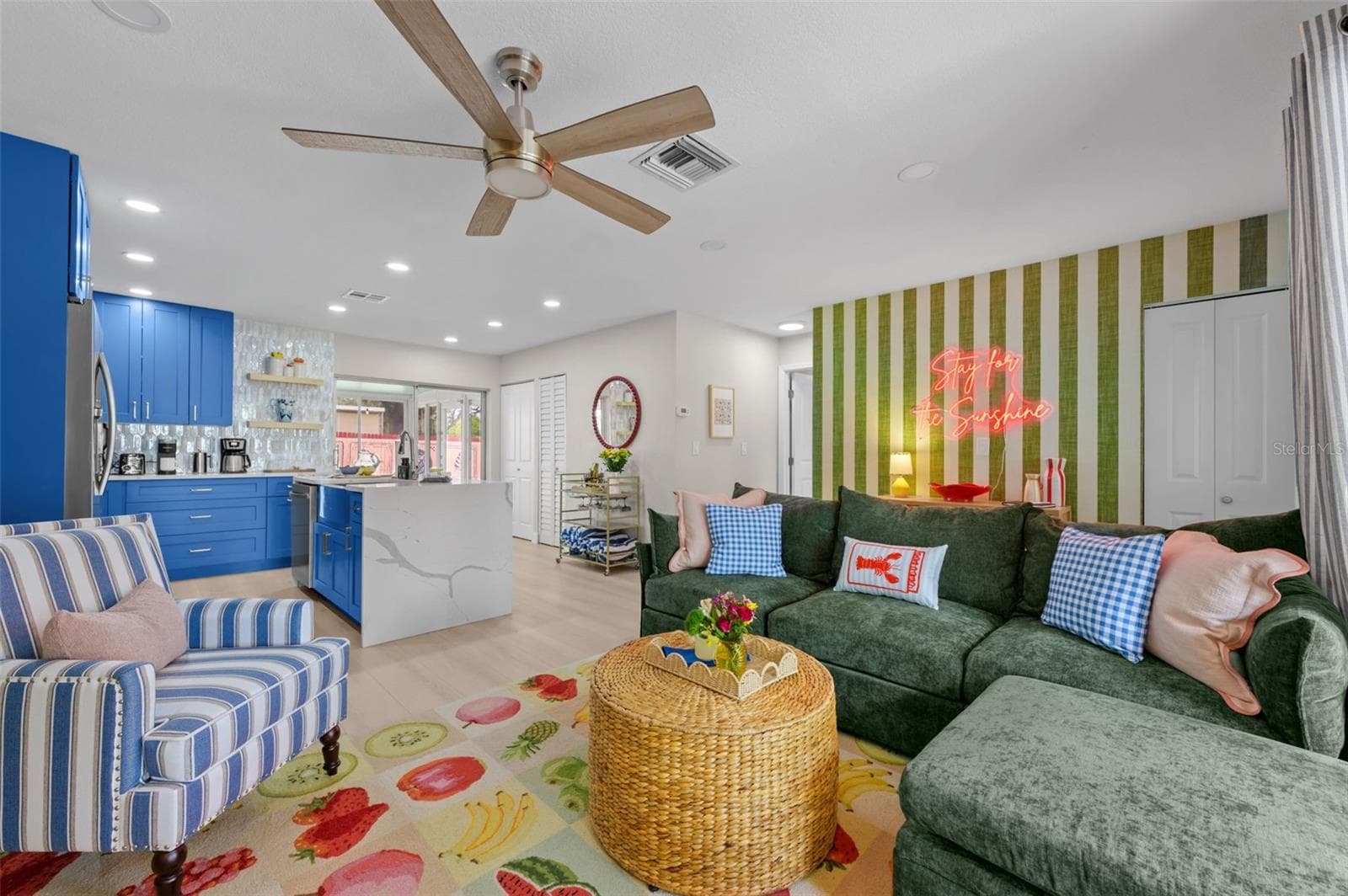 7957 Cottonwoode Dr photo 3