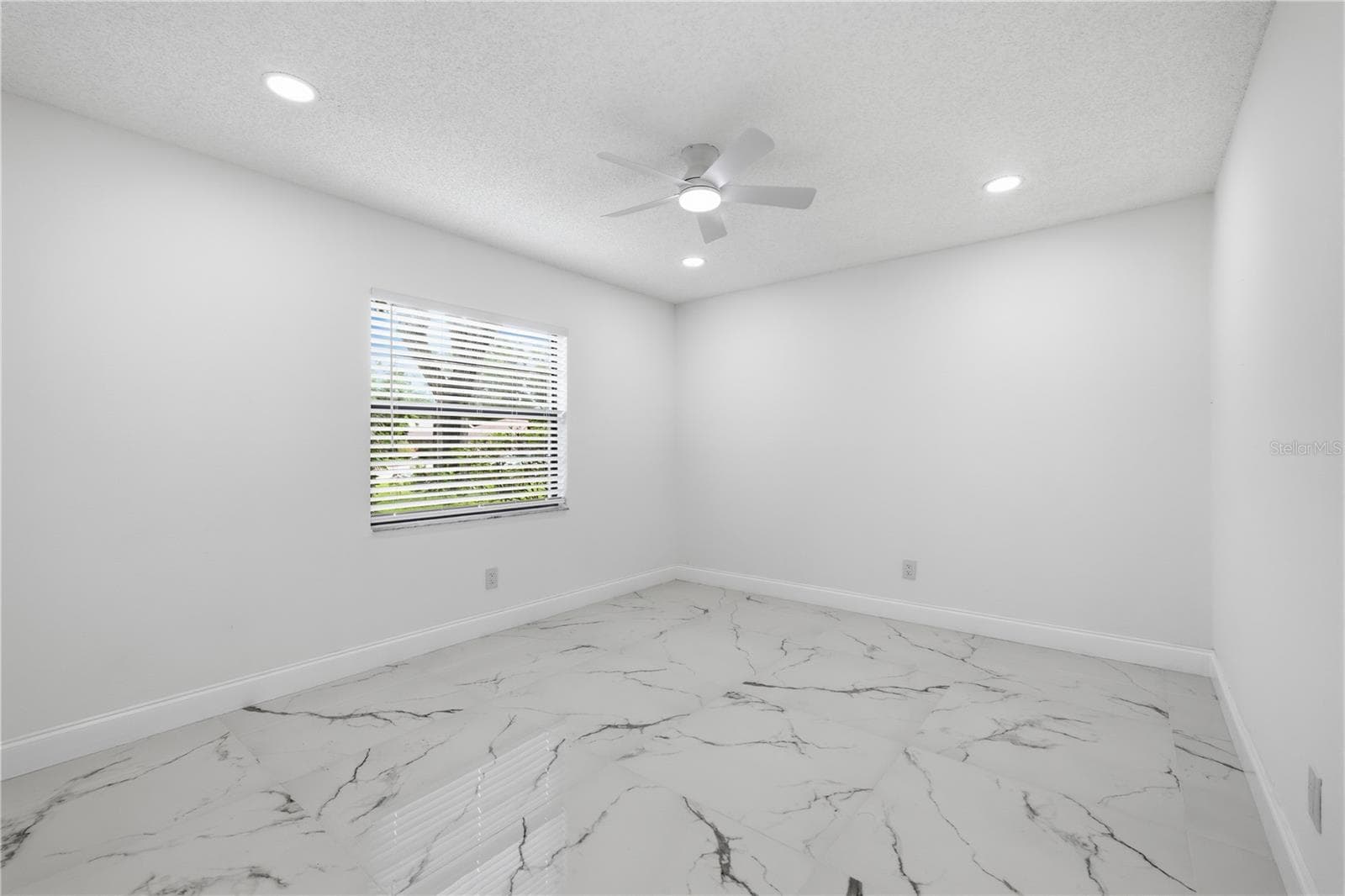 3506 Fairway Forest Dr photo 3