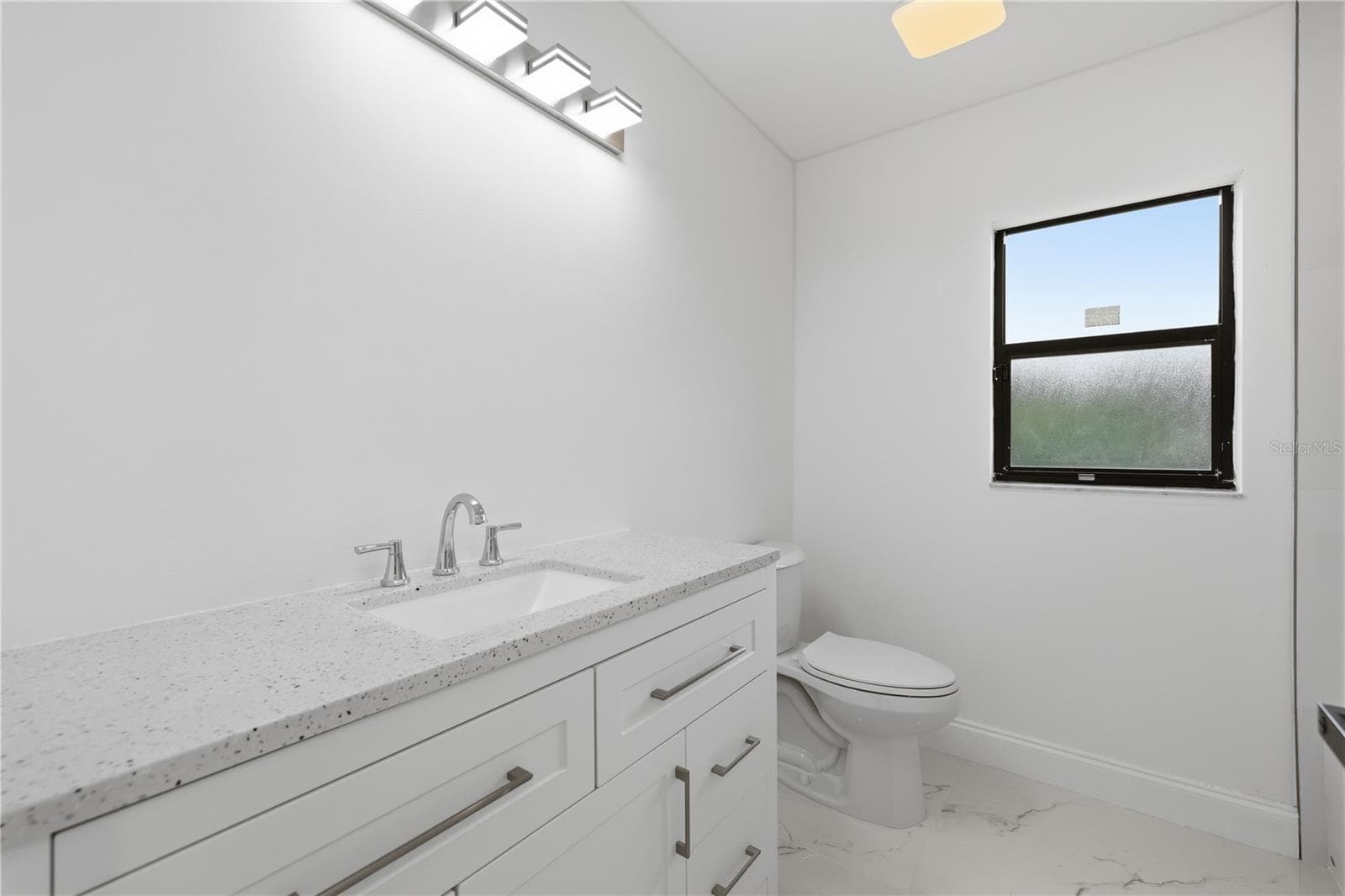3506 Fairway Forest Dr photo 4