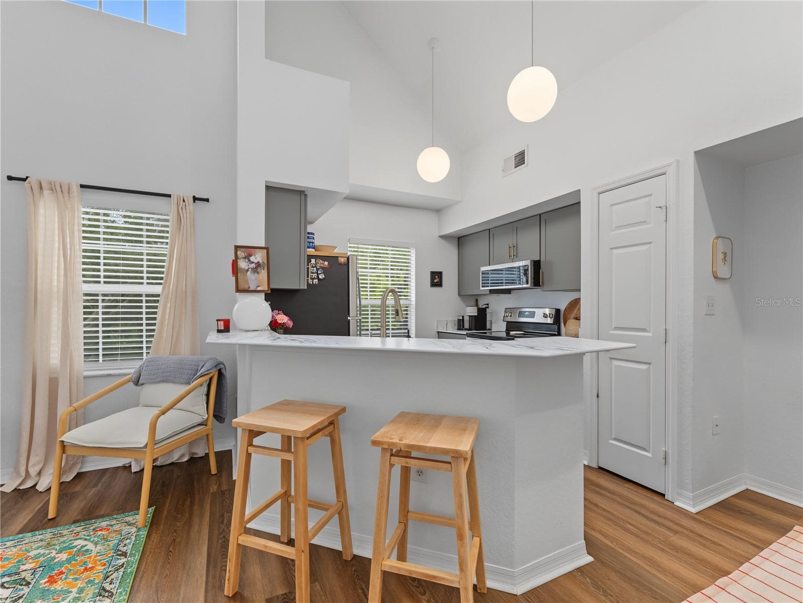 9186 Lake Chase Island Way photo 3