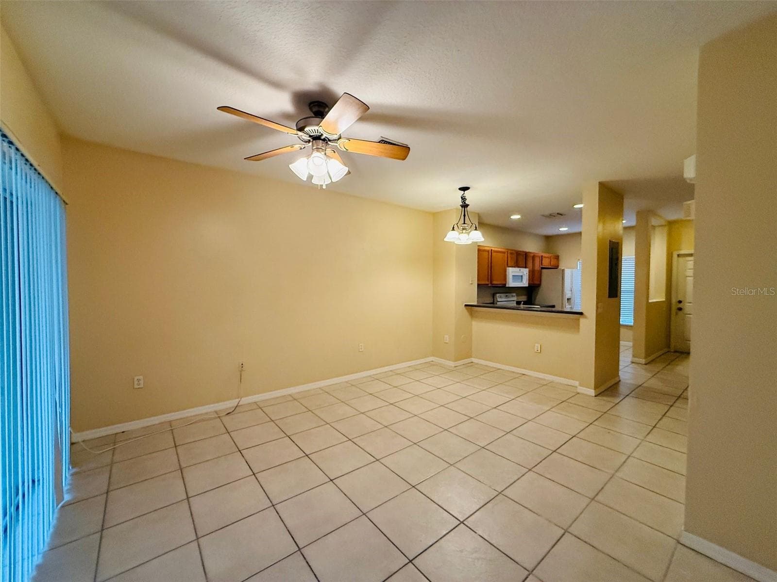 8533 Trail Wind Dr photo 3