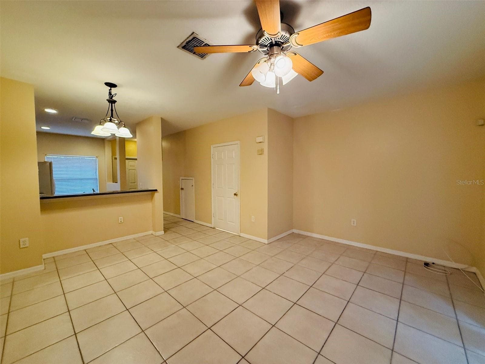 8533 Trail Wind Dr photo 4