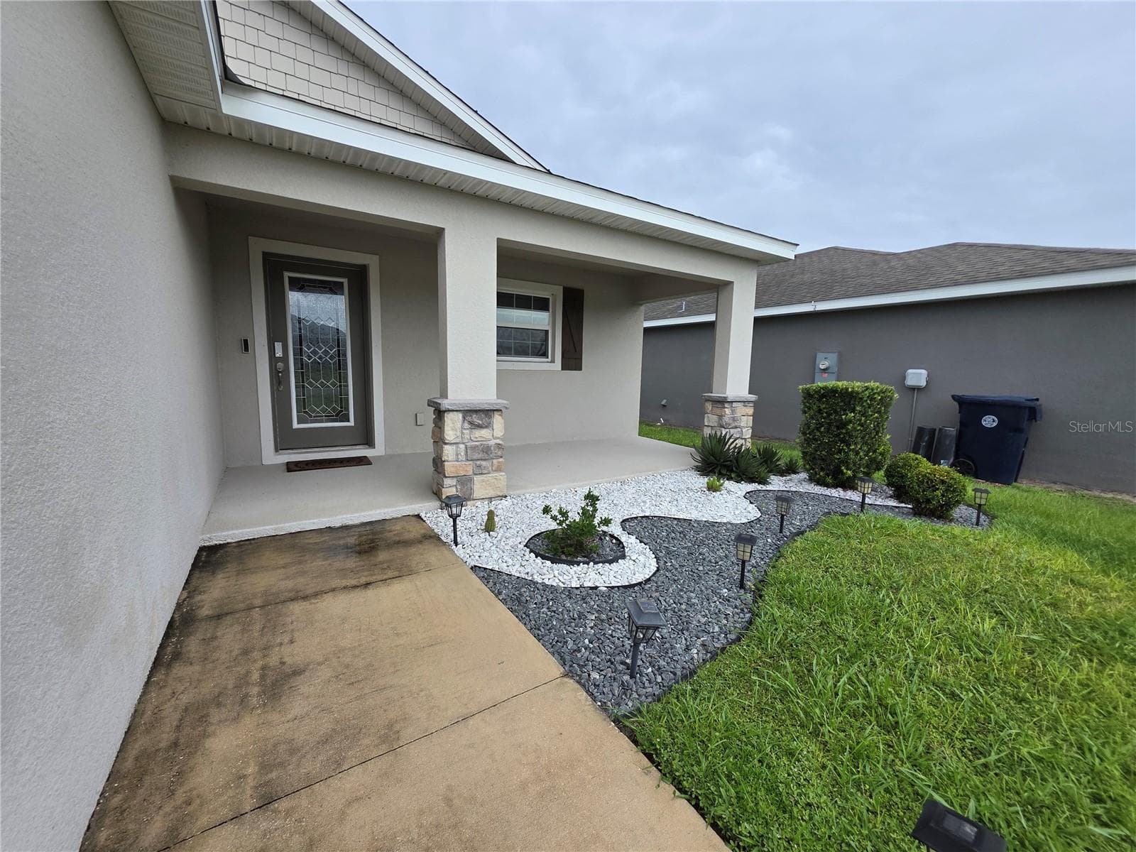 424 Capri Way photo 3
