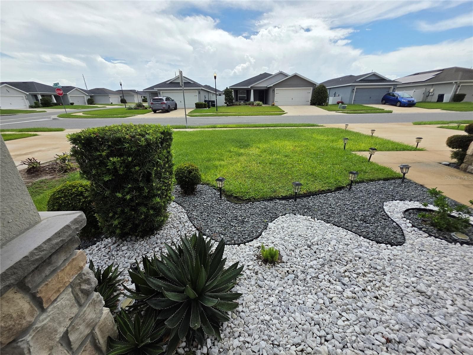 424 Capri Way photo 4