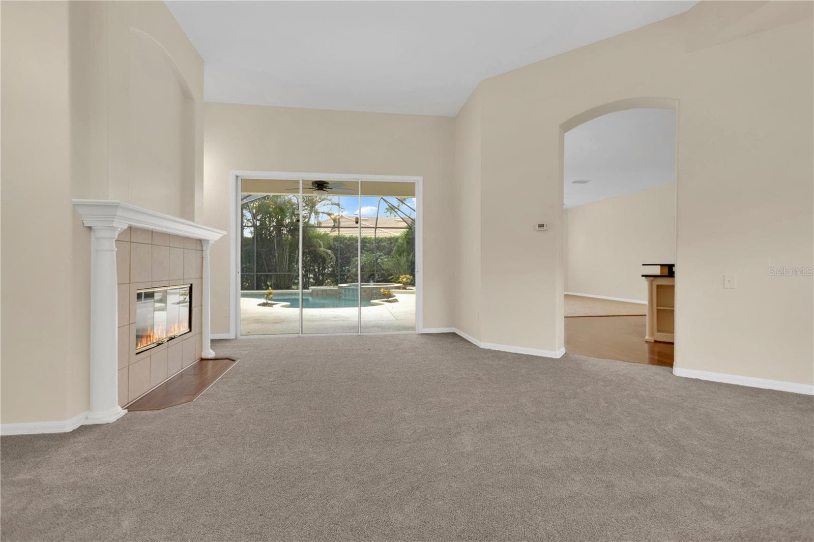 8018 Waterview Blvd photo 3