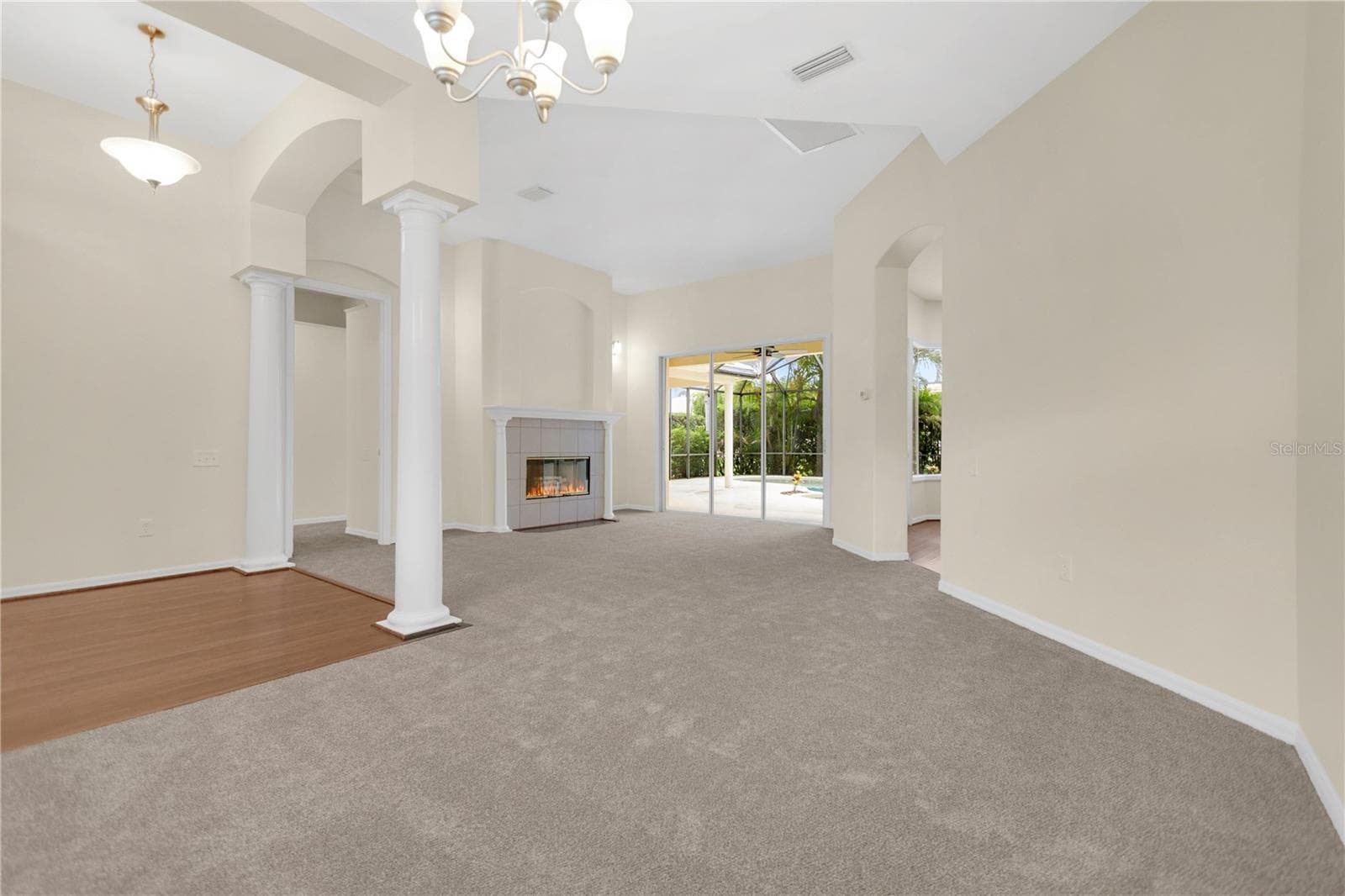 8018 Waterview Blvd photo 4