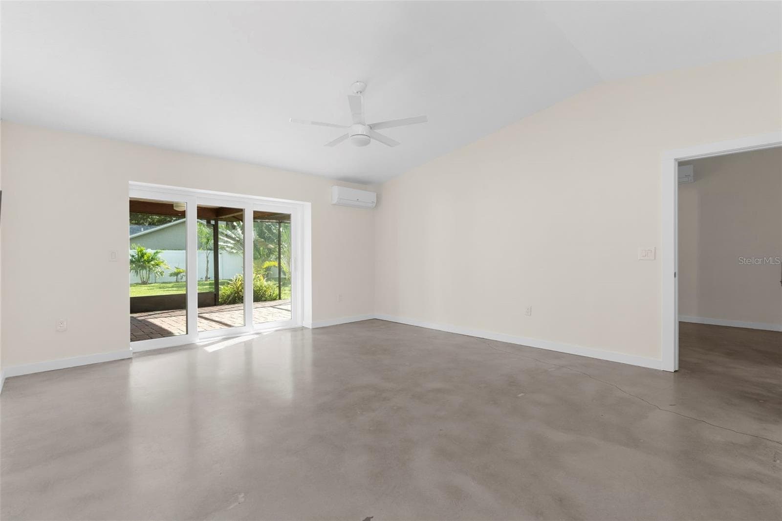 4250 Marlowe Dr