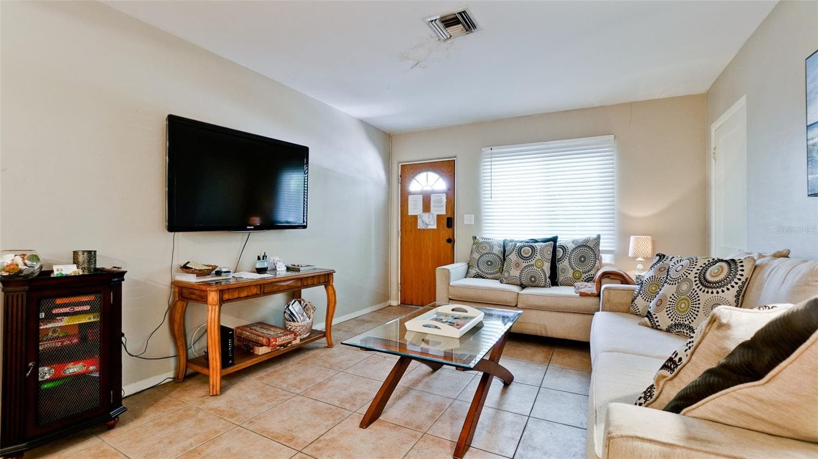 507 Madison CT photo 4