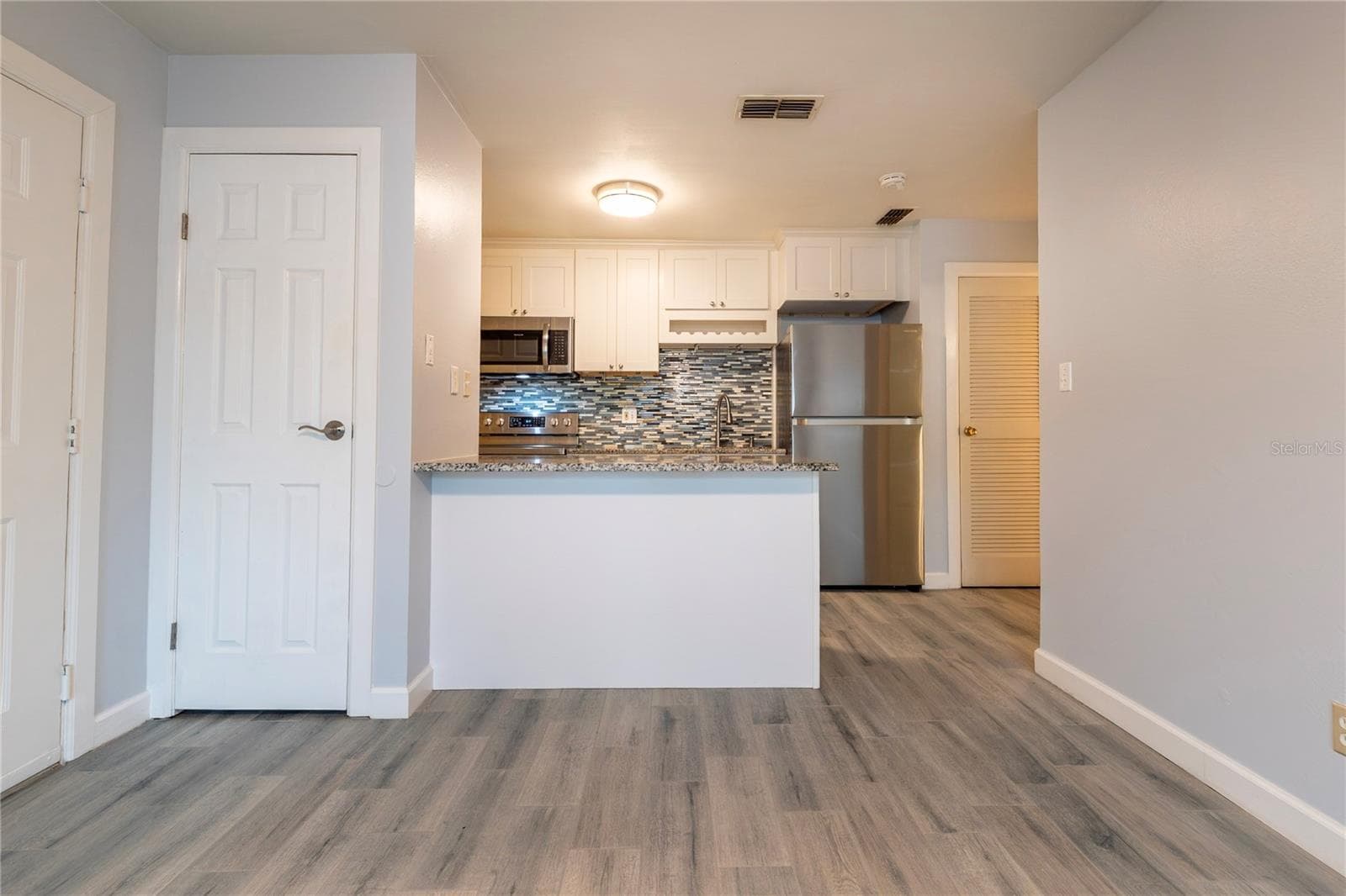 1400 Gandy Blvd N #1010 photo 4