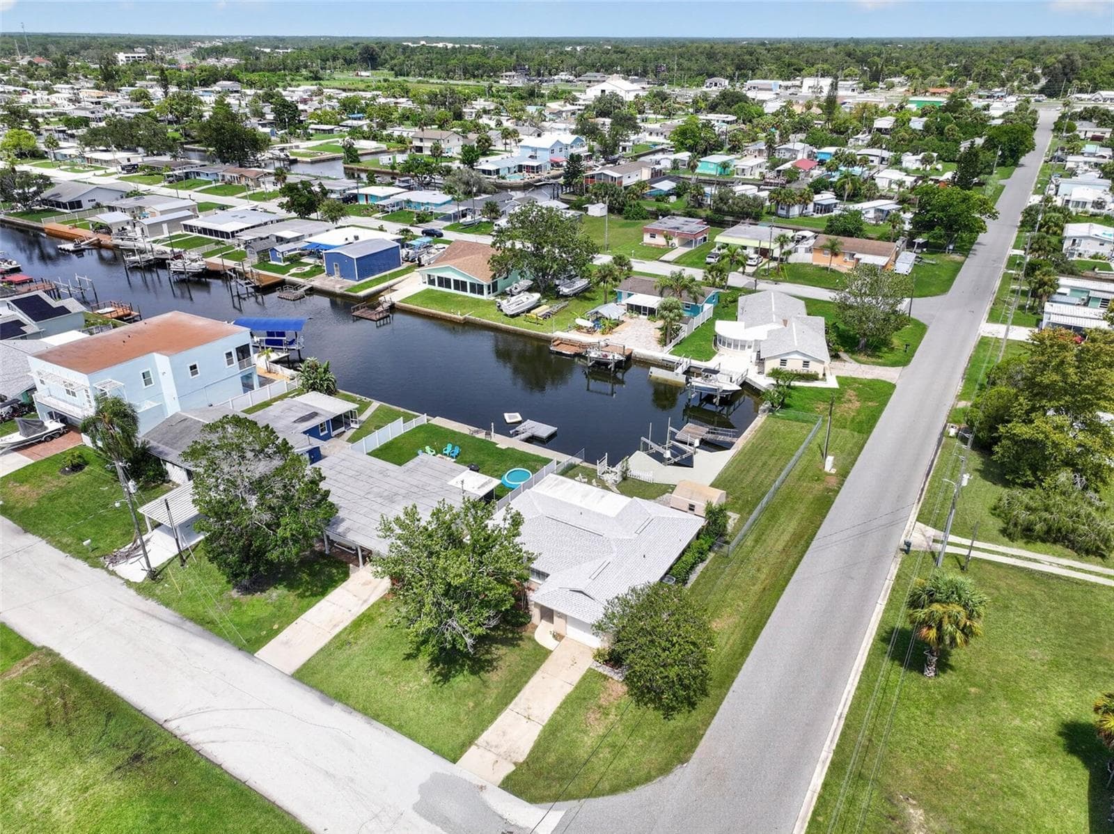 13224 Neptune Dr photo 5