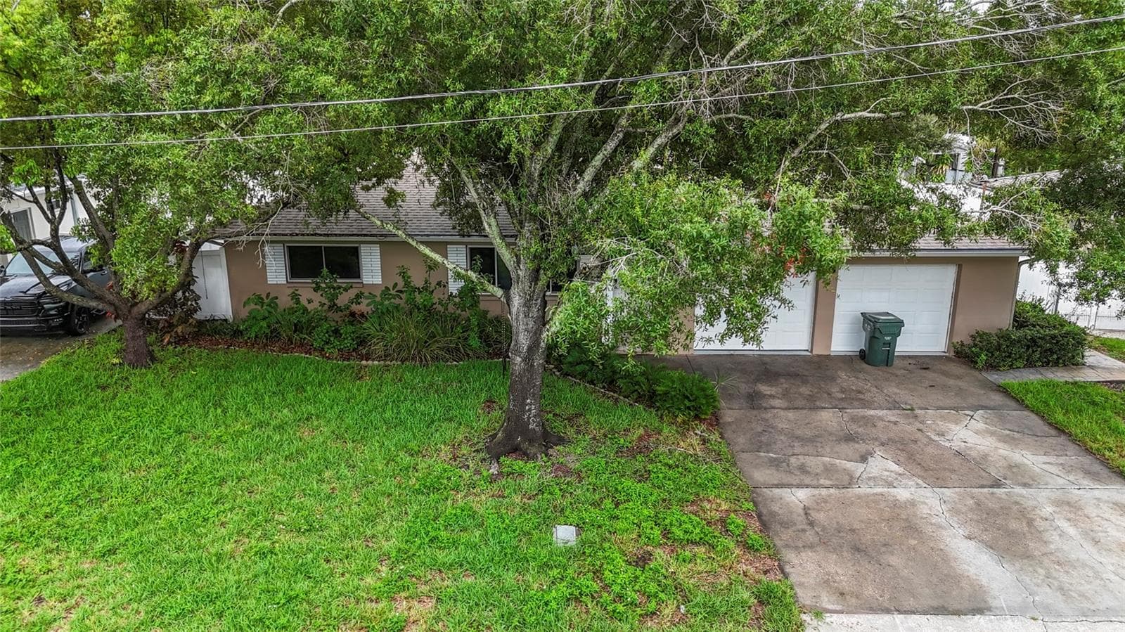 55 Velma Dr W photo 5