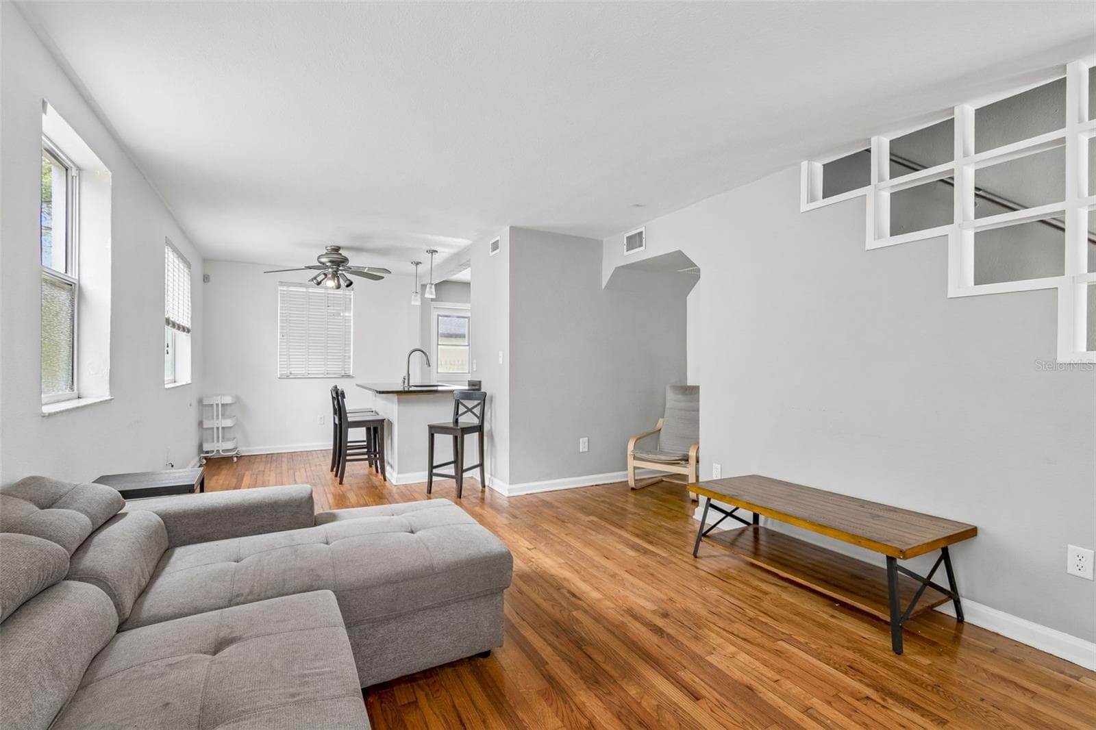 601 Swann Dr Dr #603 photo 3