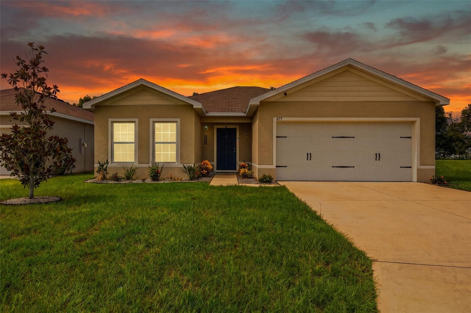 877 Eagle Rock Ter