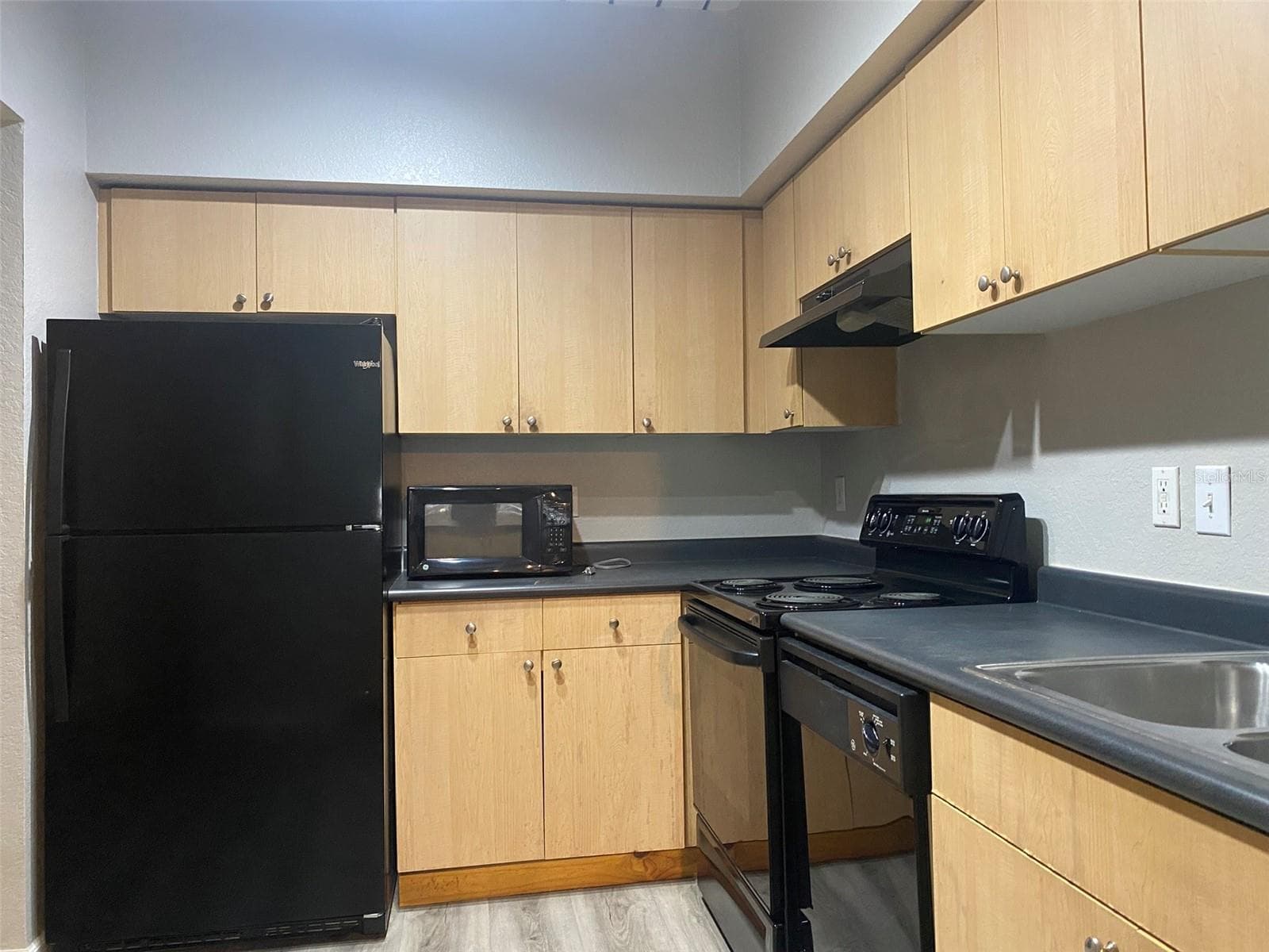 520 S Armenia Ave #1228 photo 3