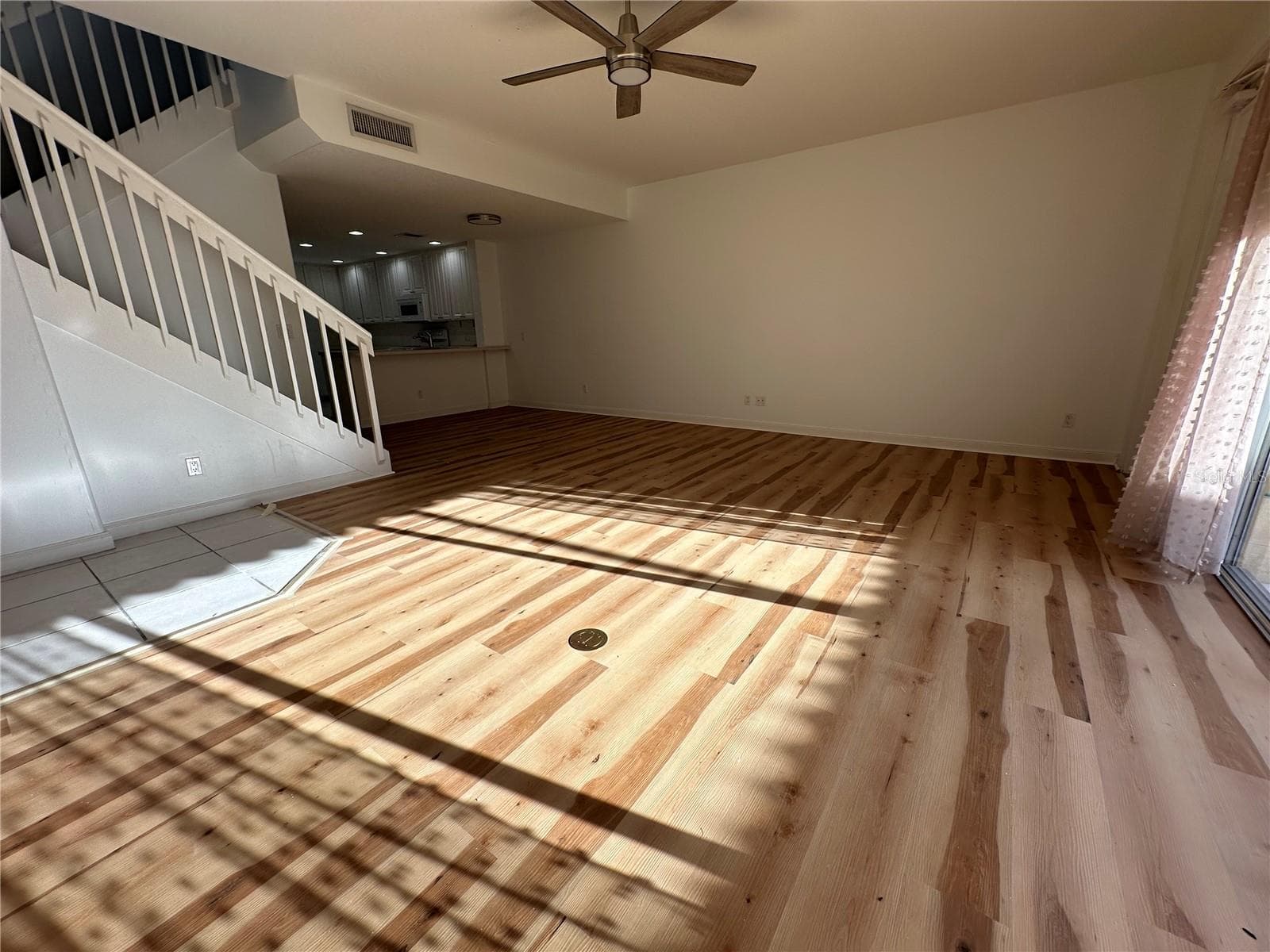 7776 Andora Dr photo 3