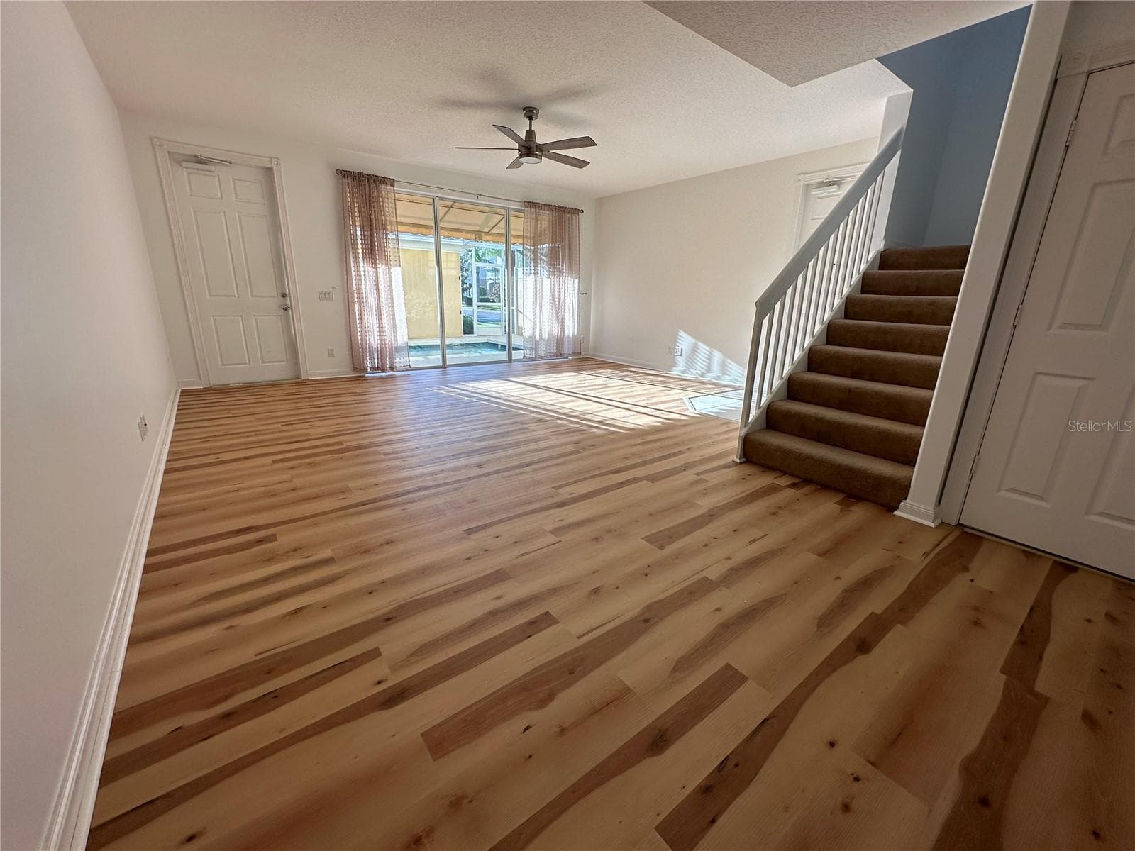 7776 Andora Dr photo 4