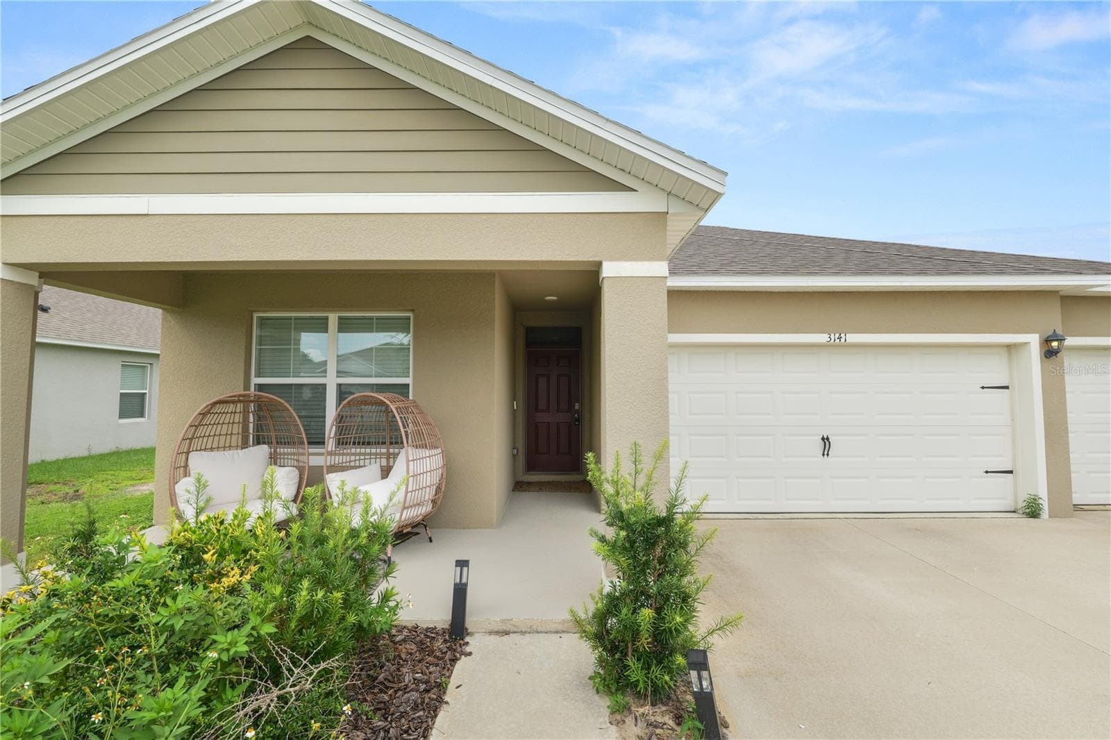 3141 Caspian Feather St photo 4