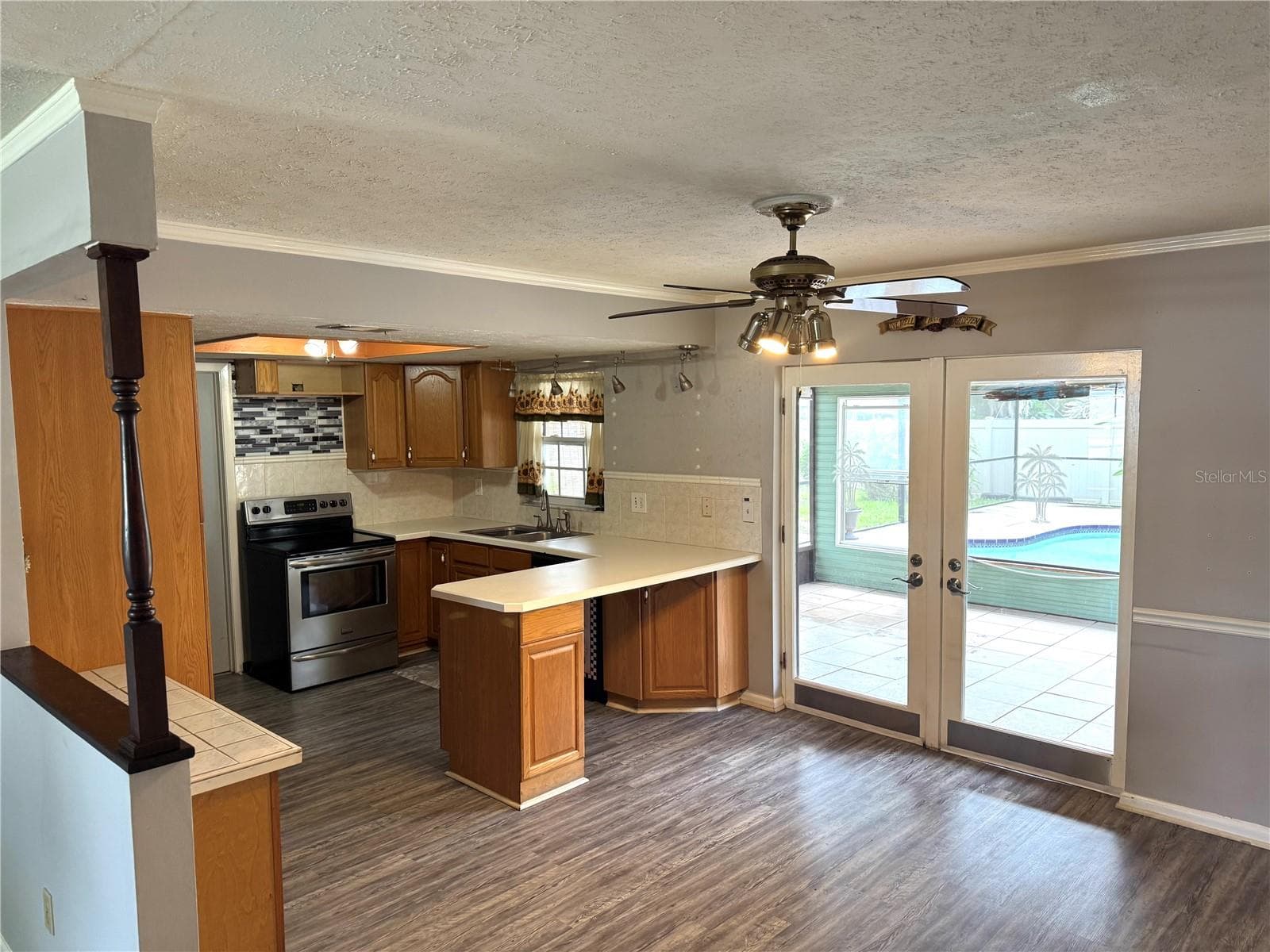 1312 N Taylor Rd photo 5