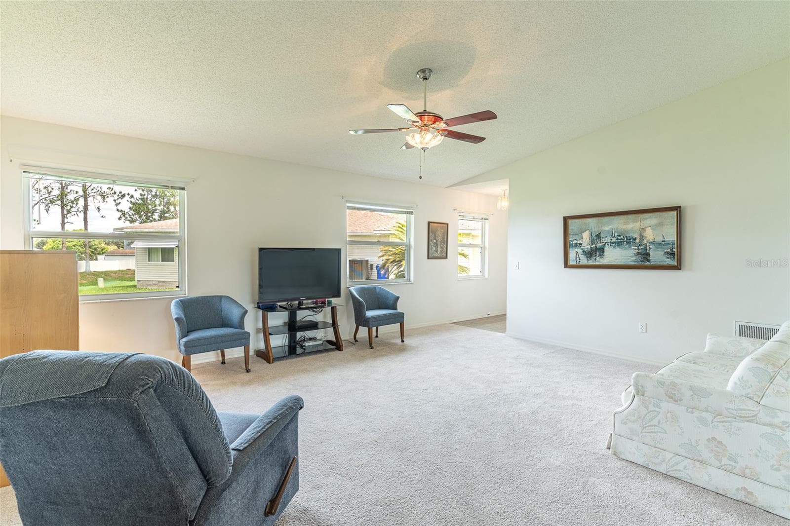 2260 Grand Cypress Dr photo 3