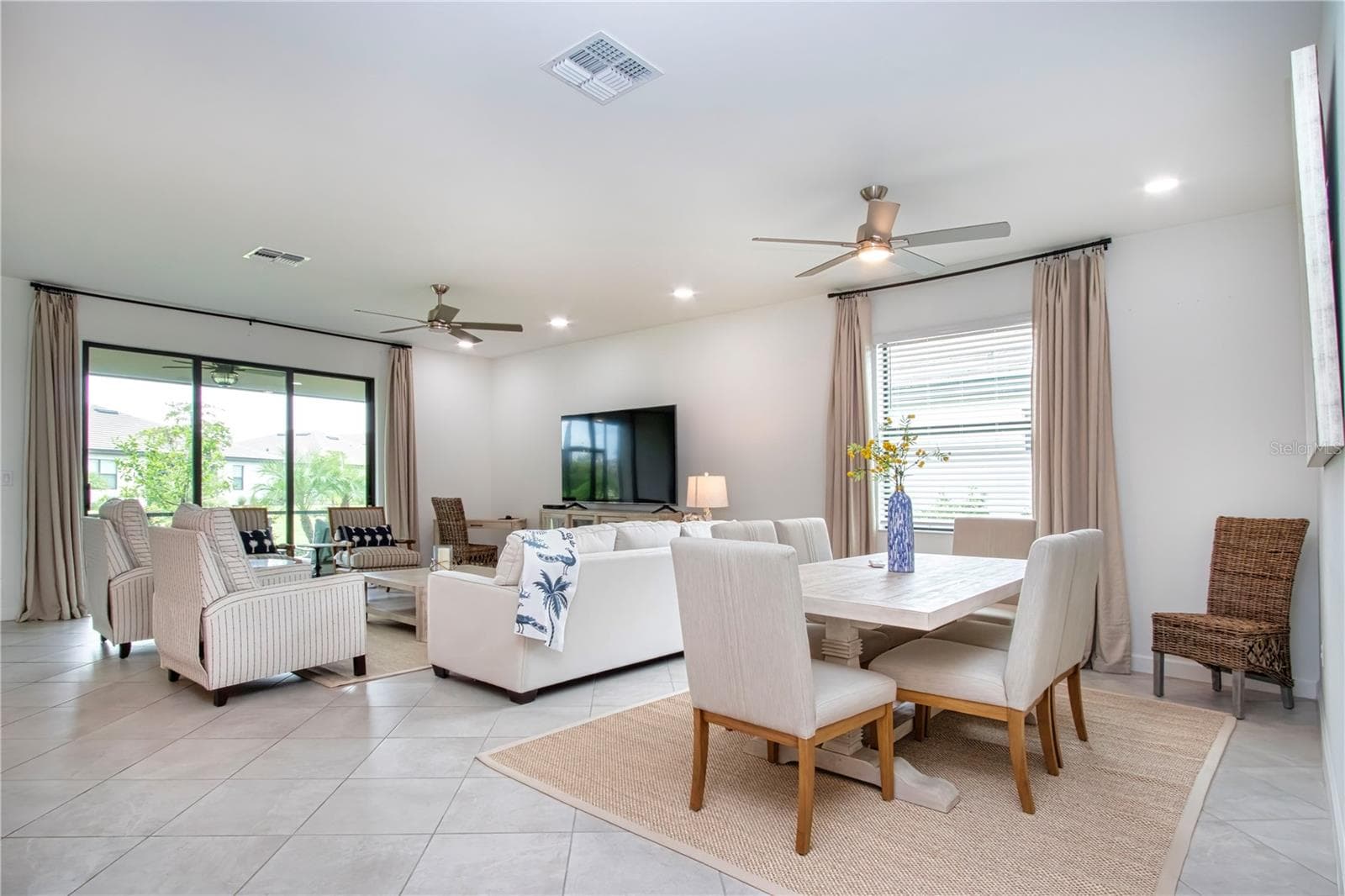 5160 Coral Reef Way photo 4