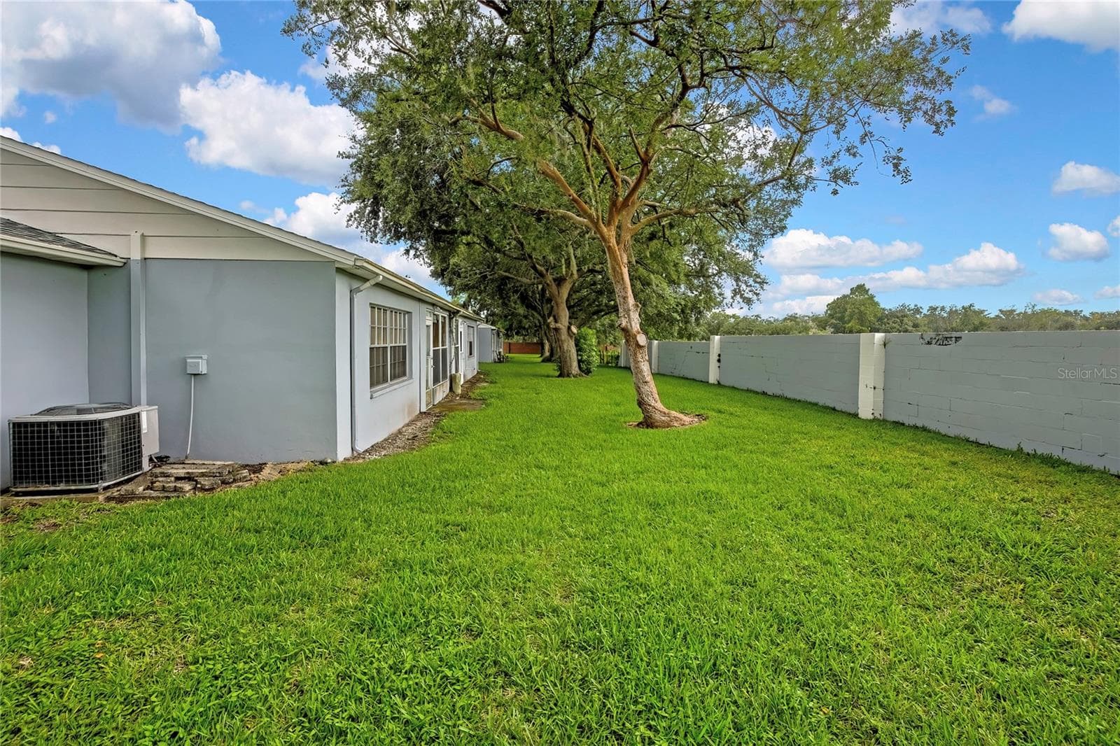 8801 Manos Cir #8801 photo 4