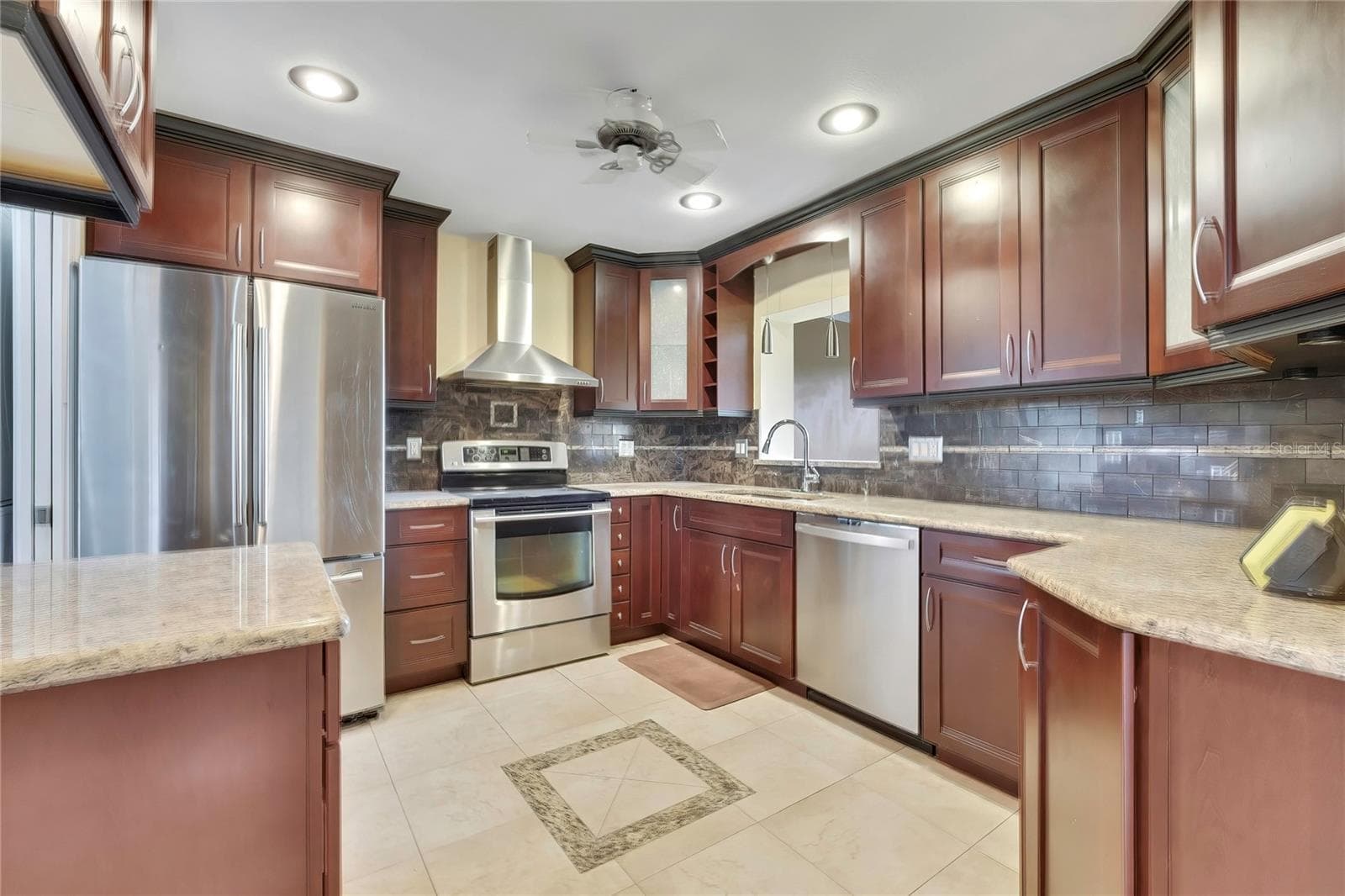 8801 Manos Cir #8801 photo 5