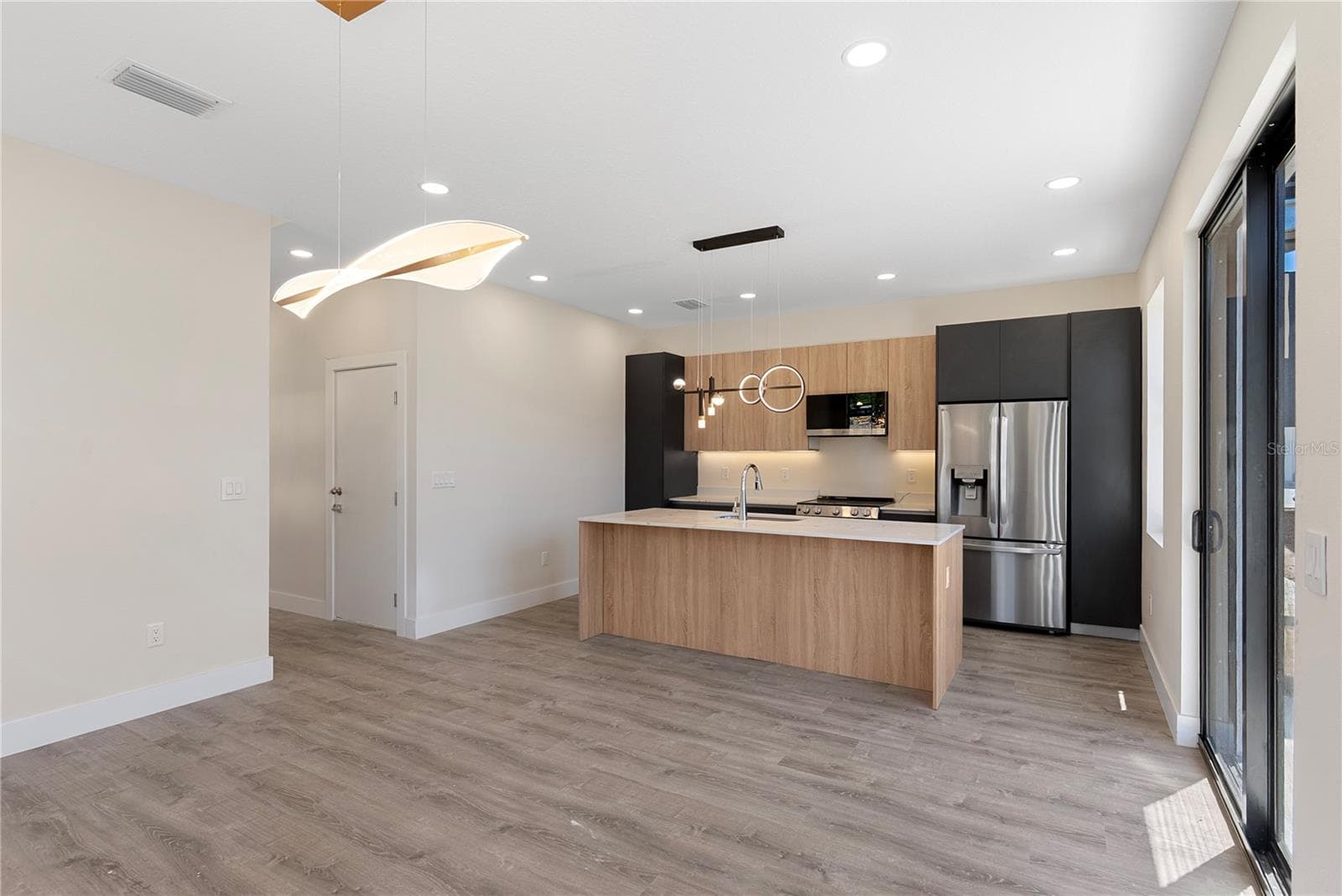 8456 Modano Pl photo 5