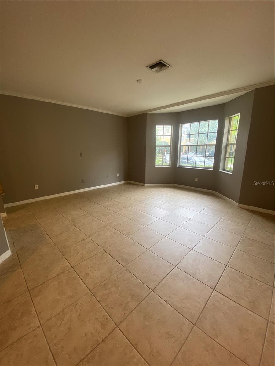 7441 Arlington Grove Cir photo 5
