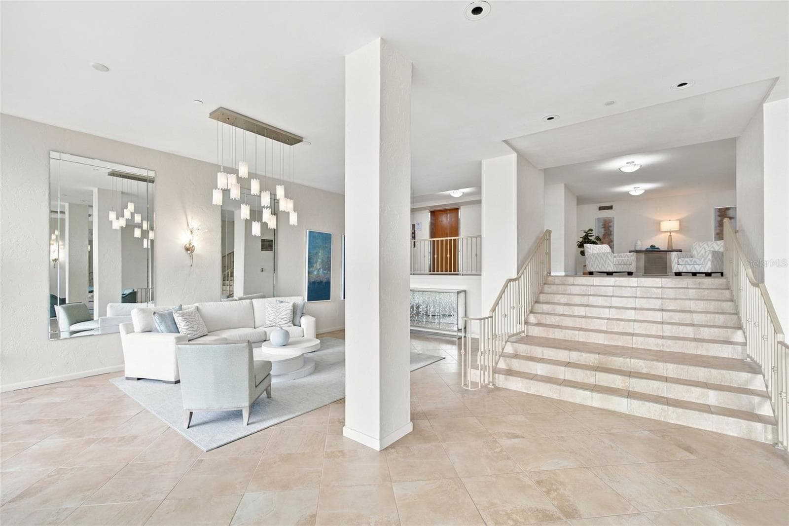 707 S Gulfstream Ave #207 photo 3