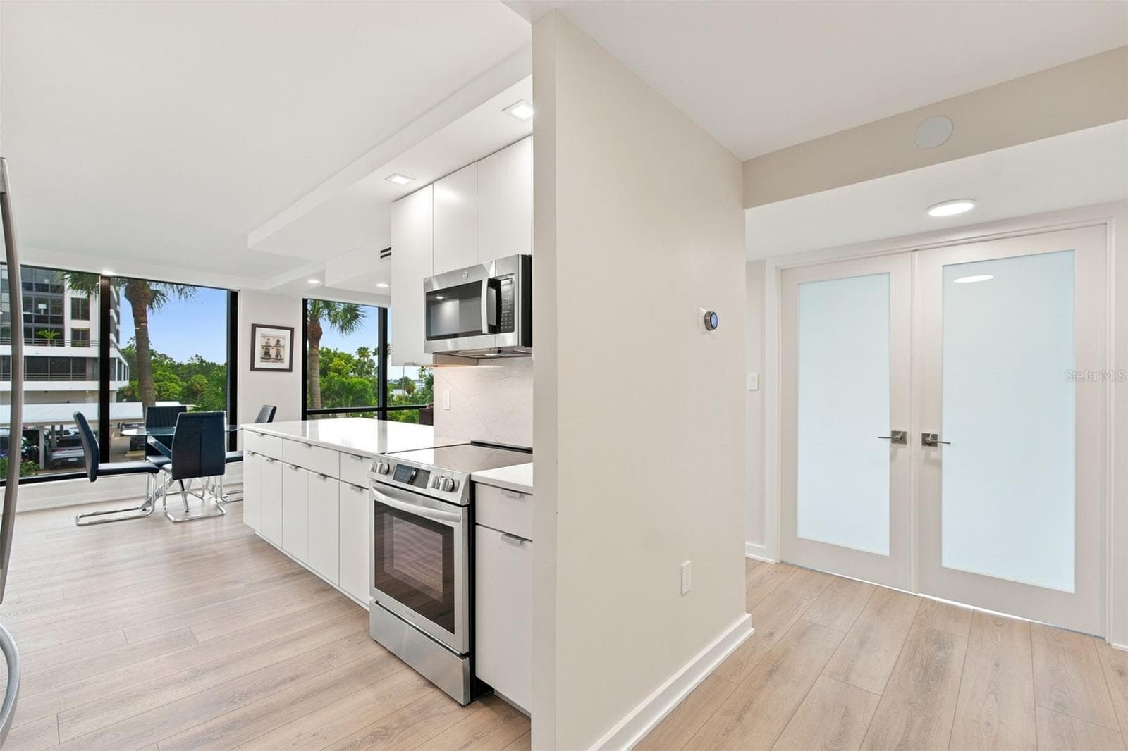 707 S Gulfstream Ave #207 photo 5