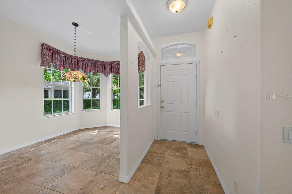 4355 Burnberry Glen CT