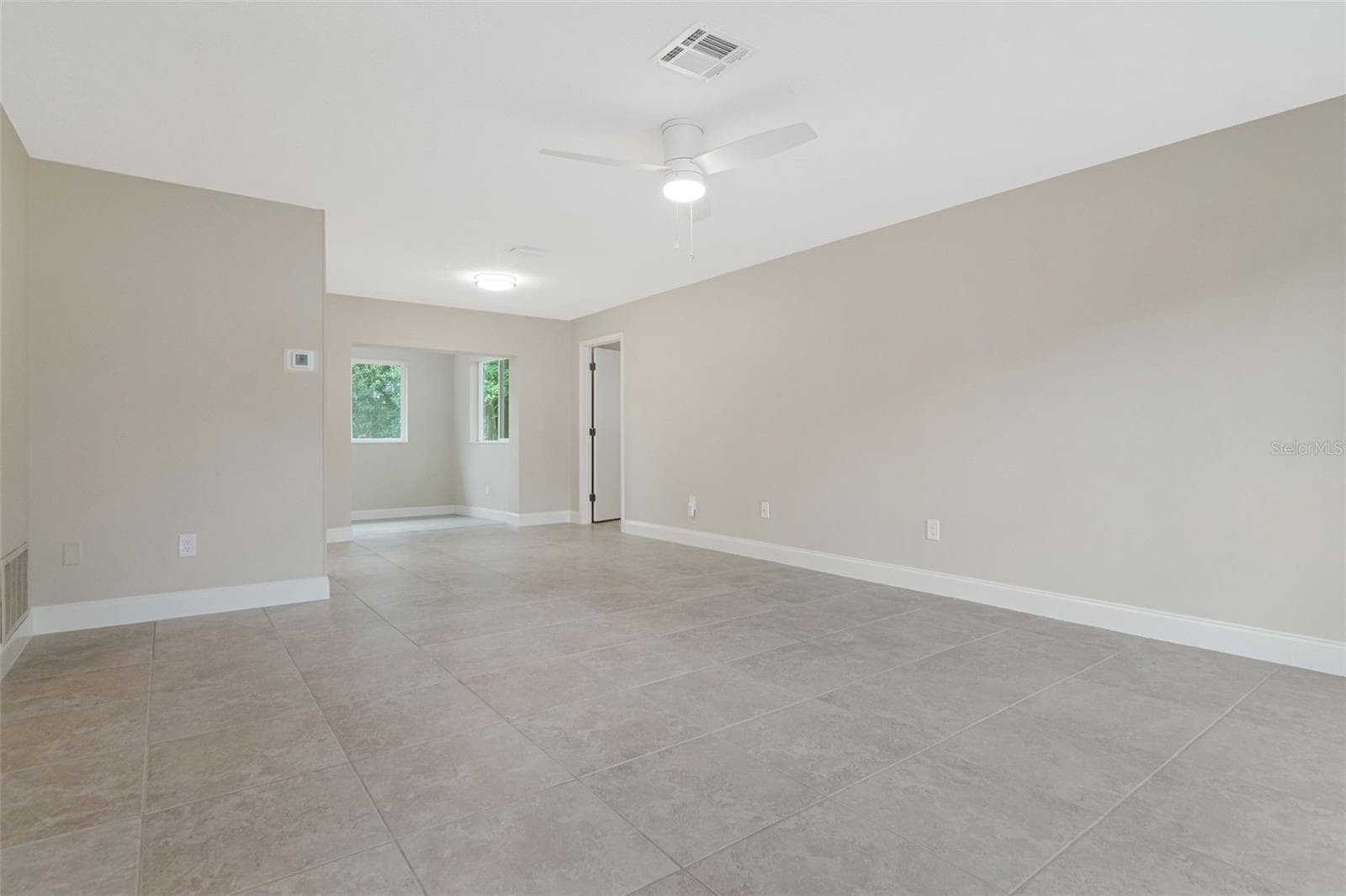 2958 Dundee Dr photo 3
