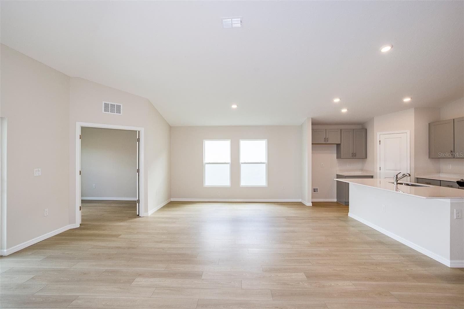 31702 Oyster Trellis Ln photo 3