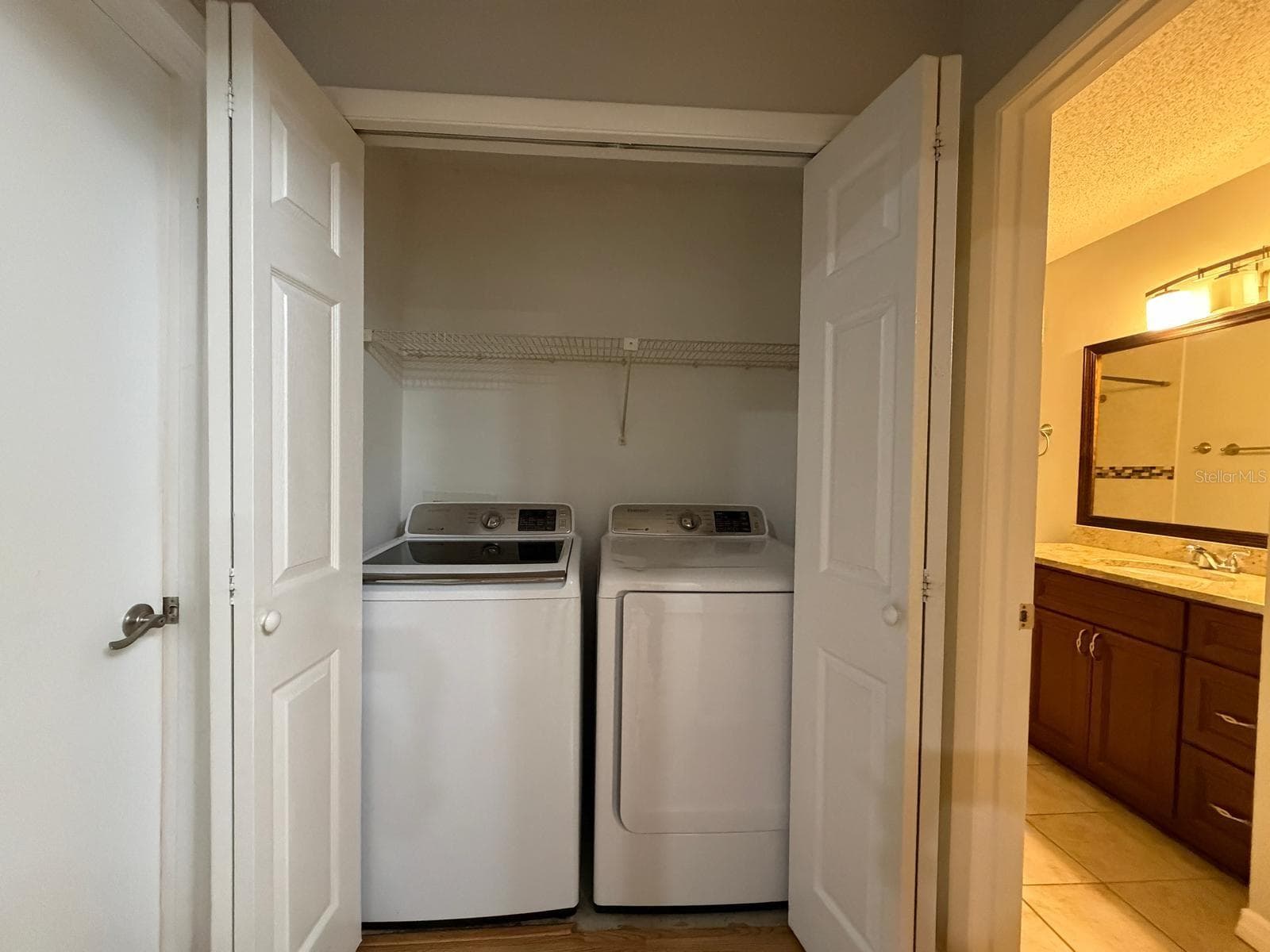 8643 Mallard Reserve Dr #202 photo 4