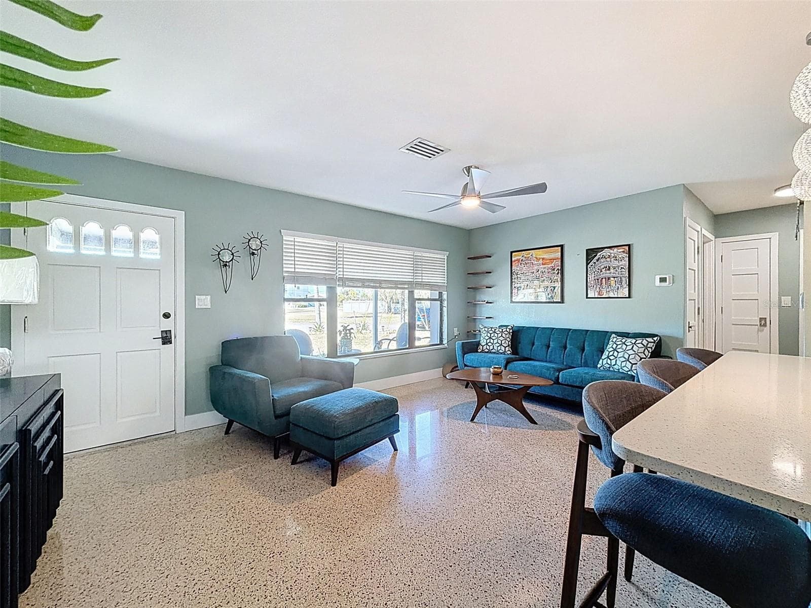 2269 Carolyn Dr photo 4