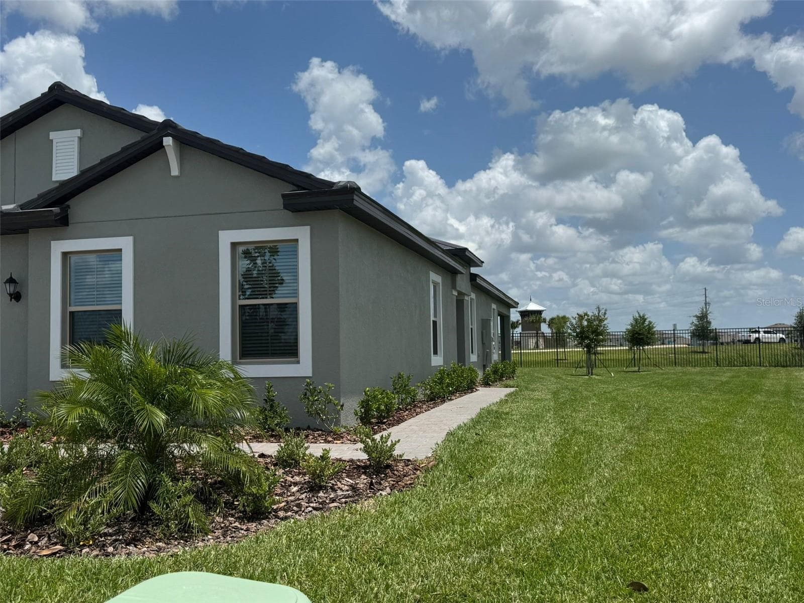 32040 Griffin Sands Ln photo 3