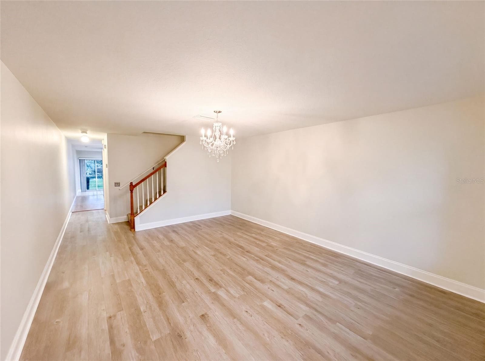 112 Coquina Bay Dr photo 3