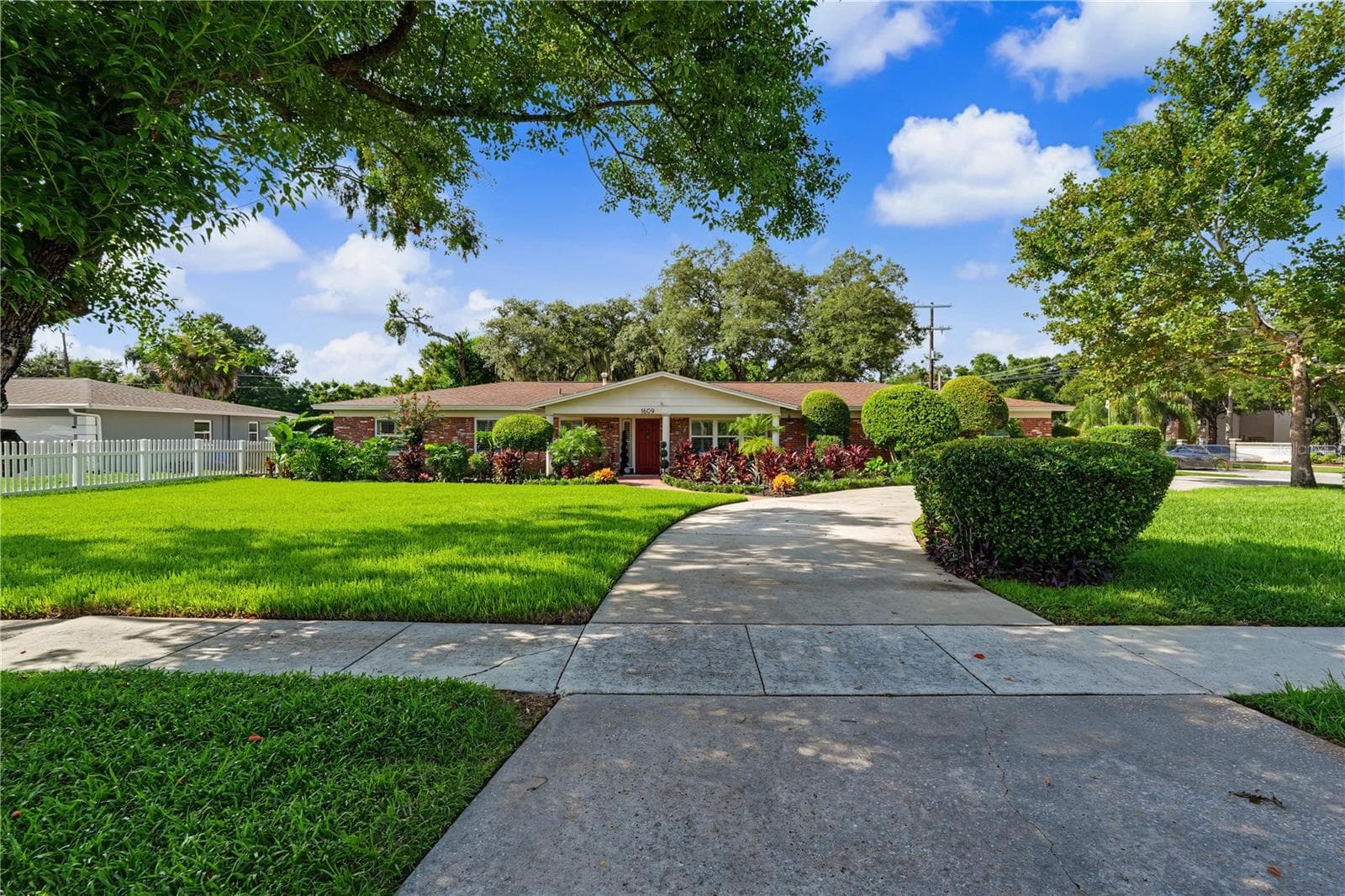 1609 Melodie Dr