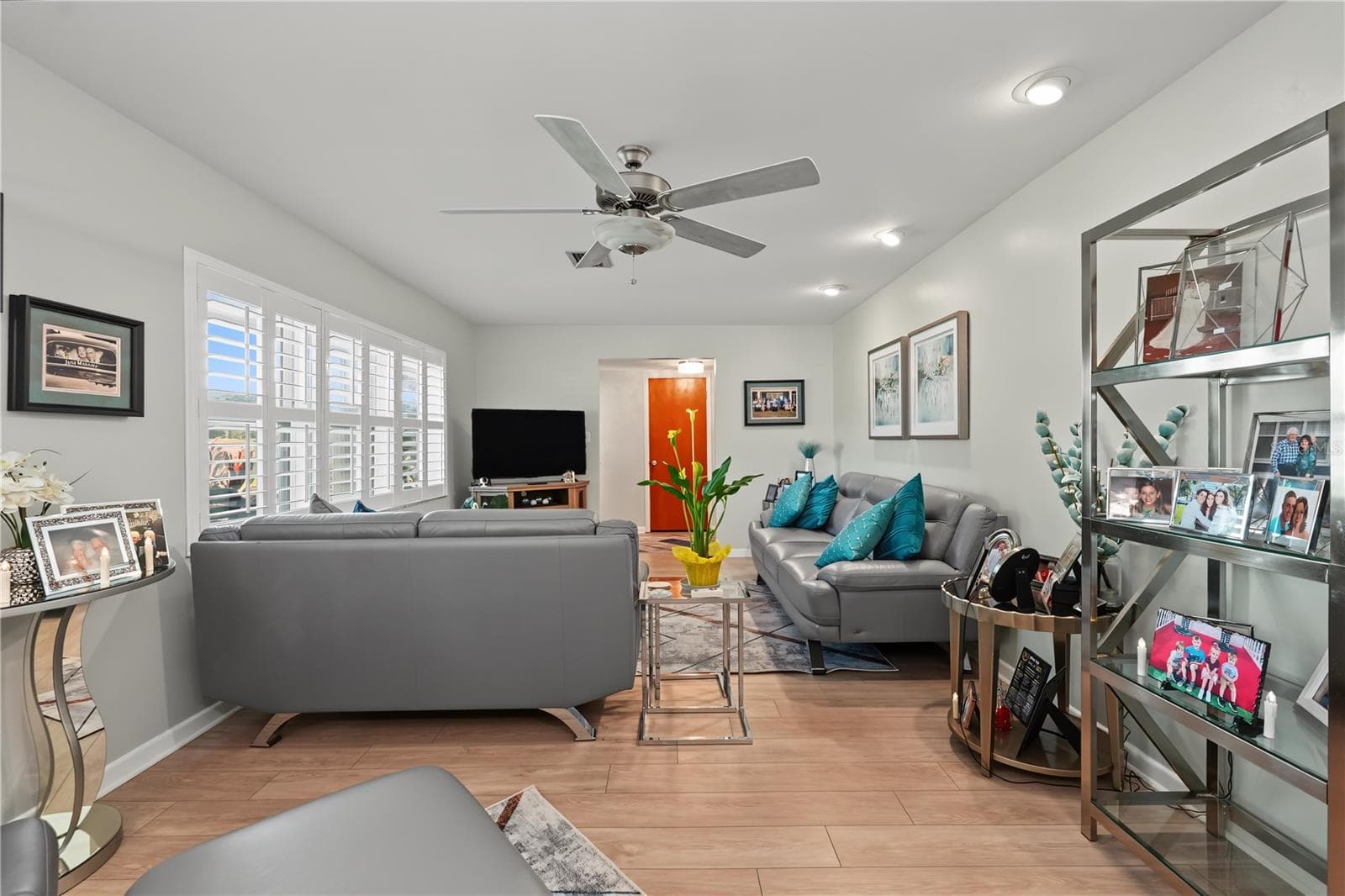 1609 Melodie Dr photo 5
