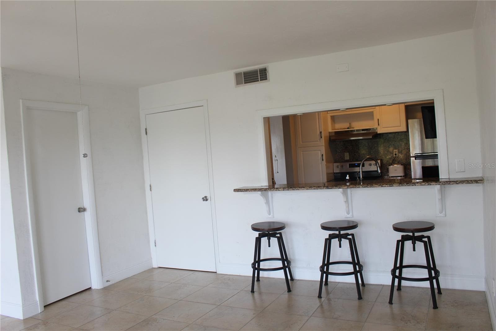 9101 Tudor Dr #F206 photo 3