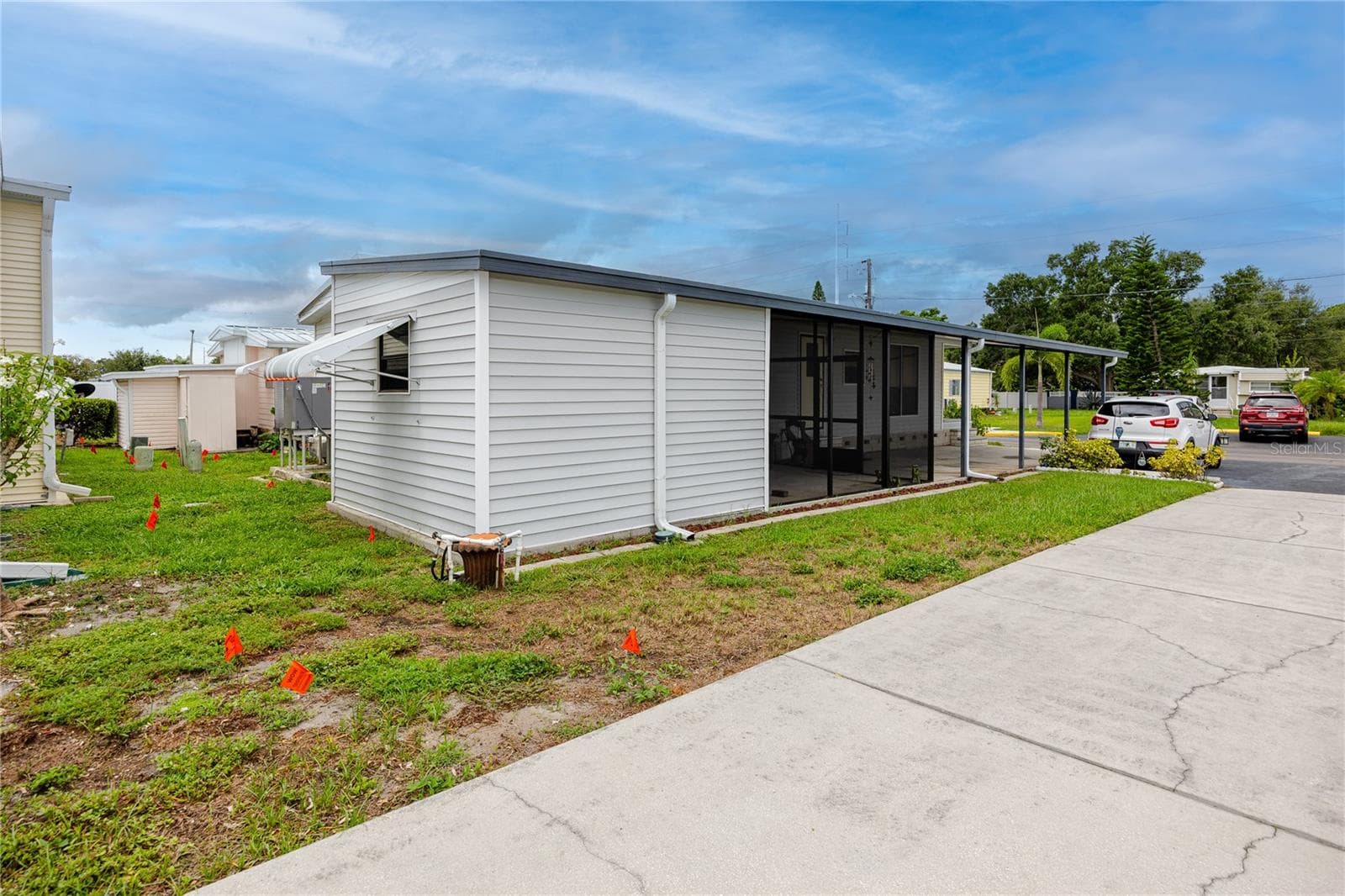 6821 Americana Dr NE #106 photo 3