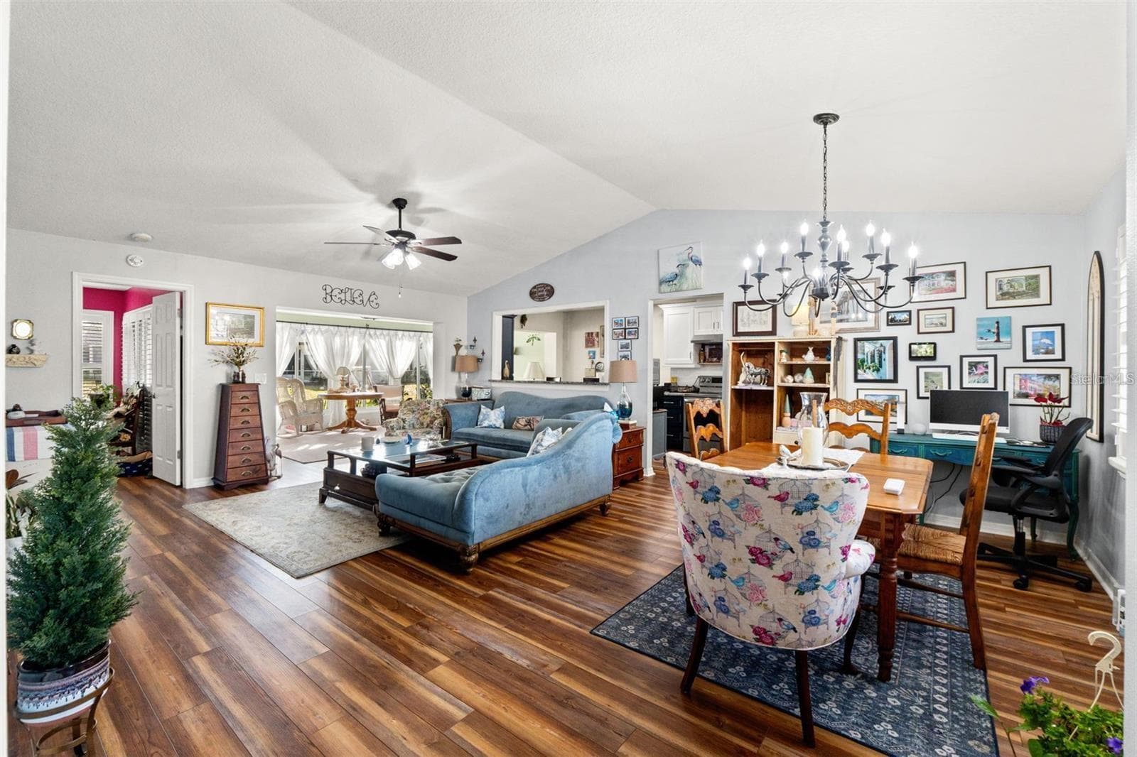 7427 Heather Walk Dr photo 4