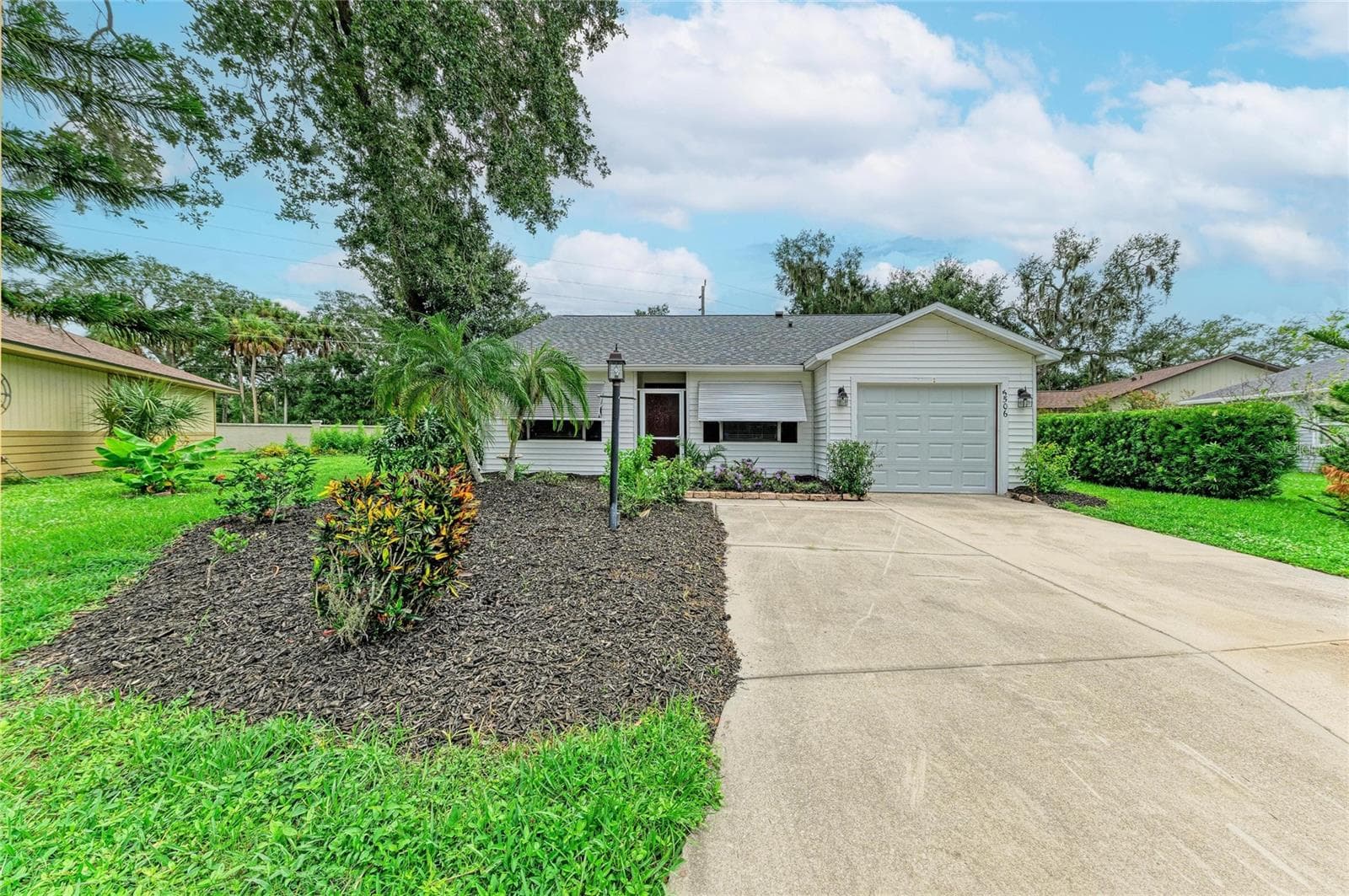 5506 82nd Avenue Dr E photo 3