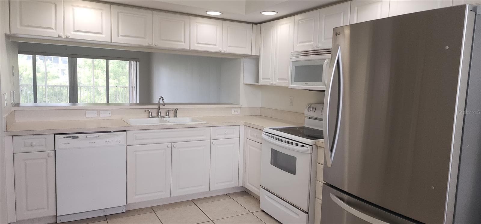 960 Starkey Rd #3302 photo 4
