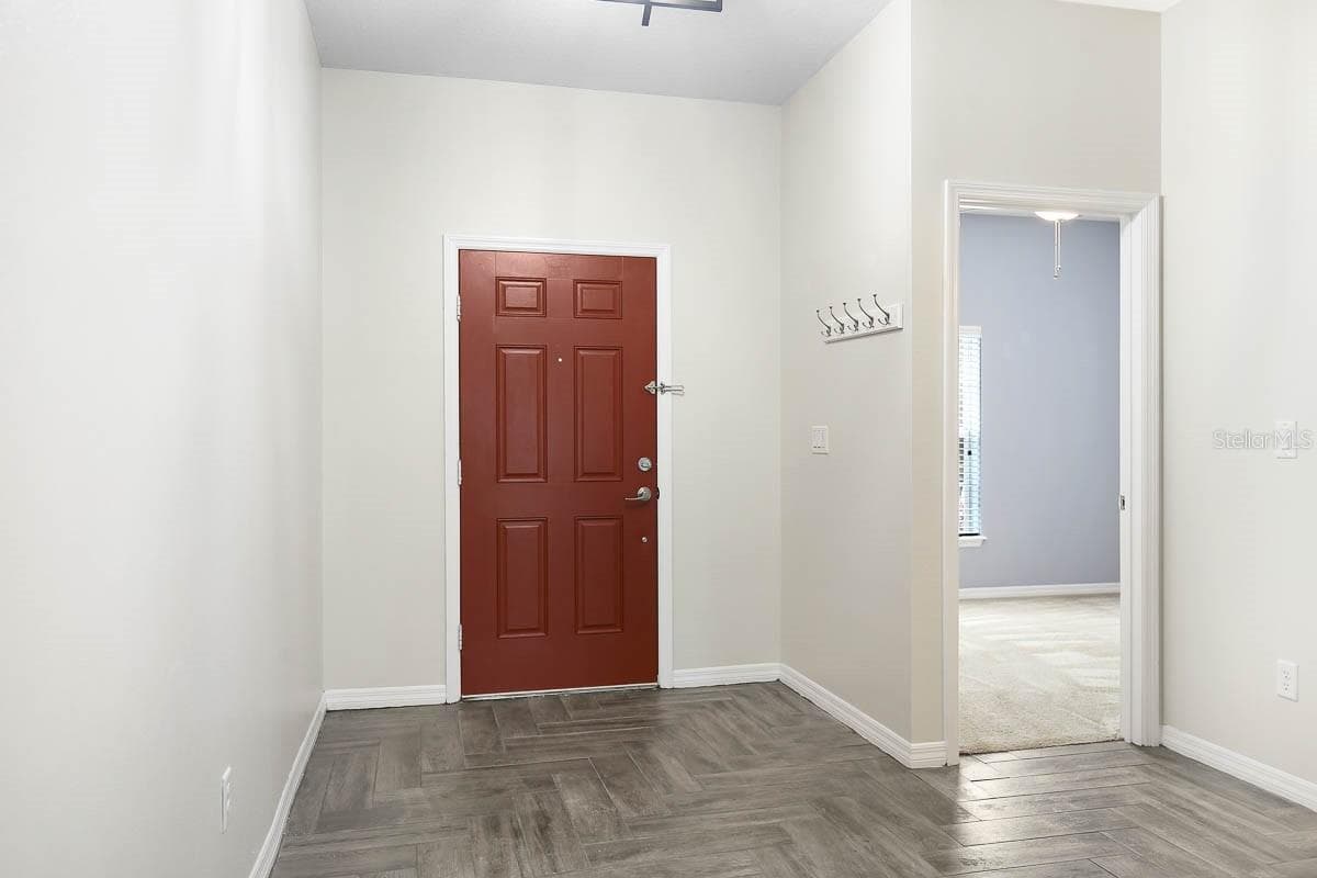 8614 Turnstone Shore Ln photo 3
