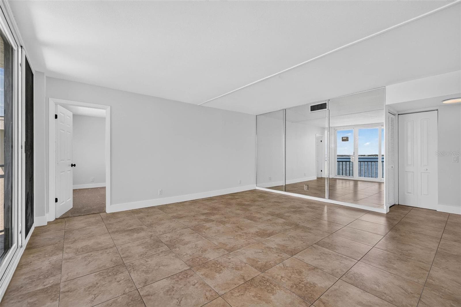 5541 Puerta Del Sol Blvd S #412 photo 5