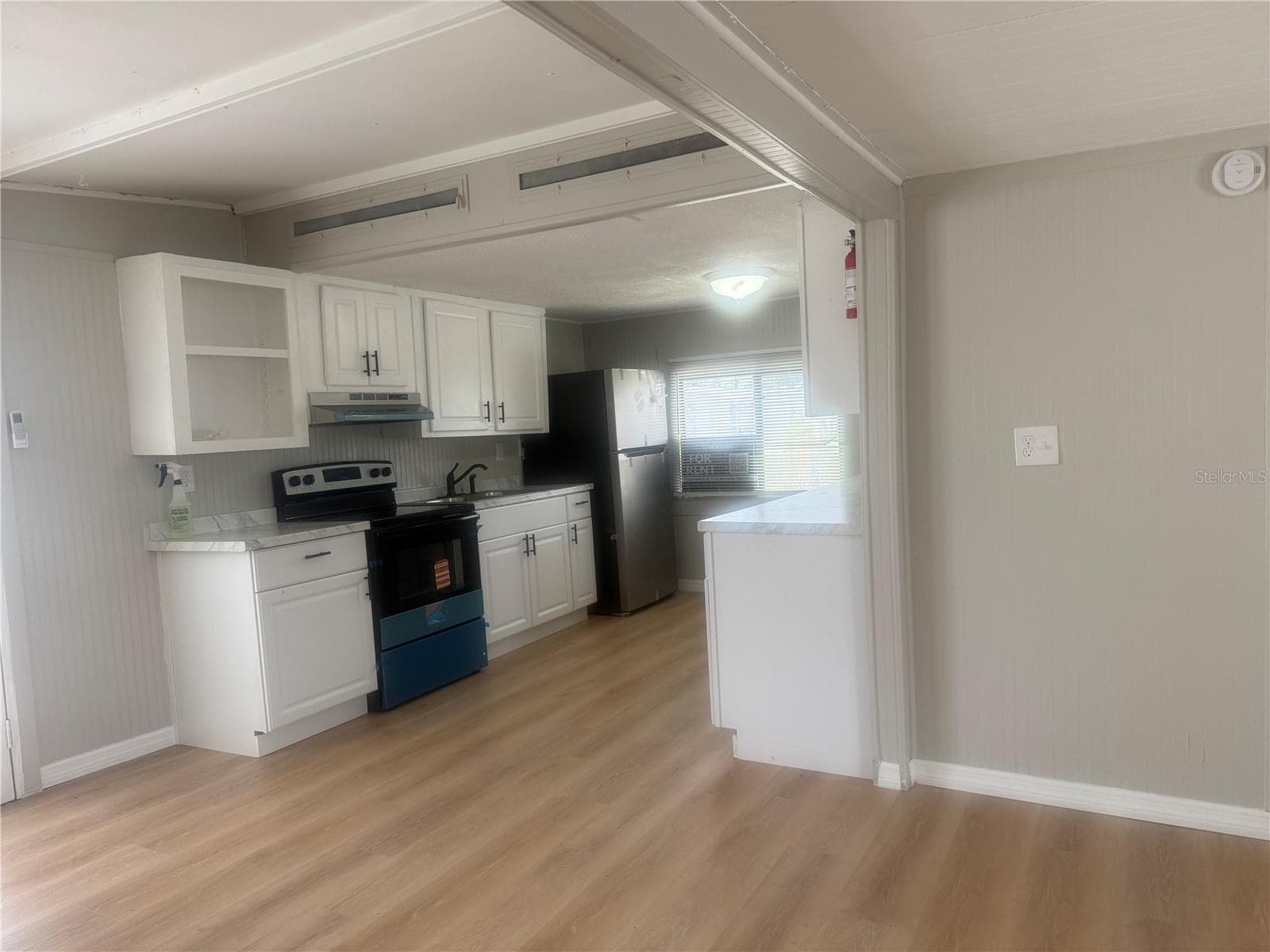 512 51st Avenue Dr W photo 5